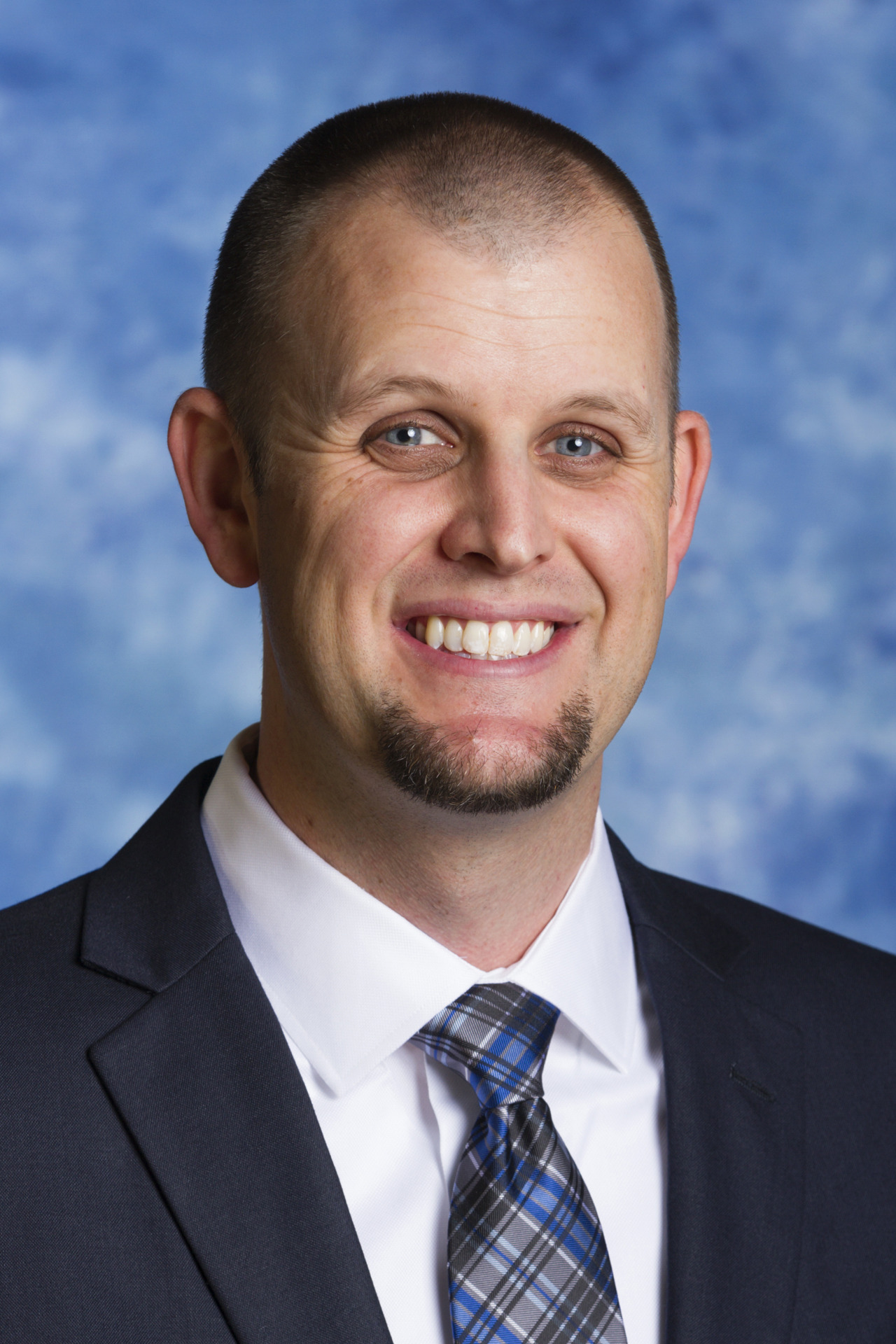 Assistant coach Matt Klemin 2014-15 women's basketball head shot. Oct. 23, 2014. Photo by Mark Honbo