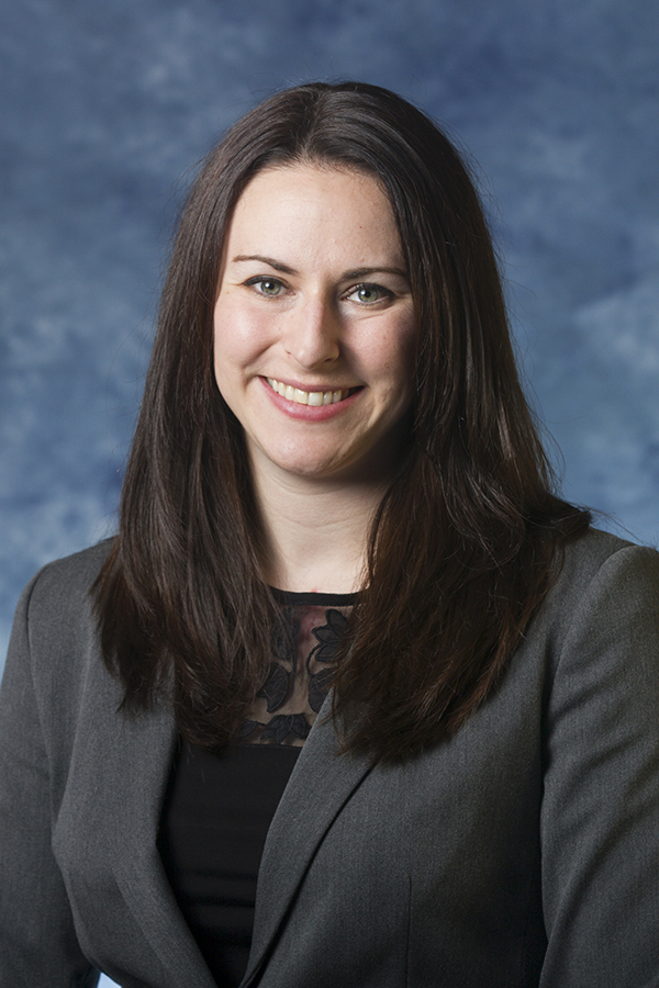 Carolyn Kampf 2016 head shot