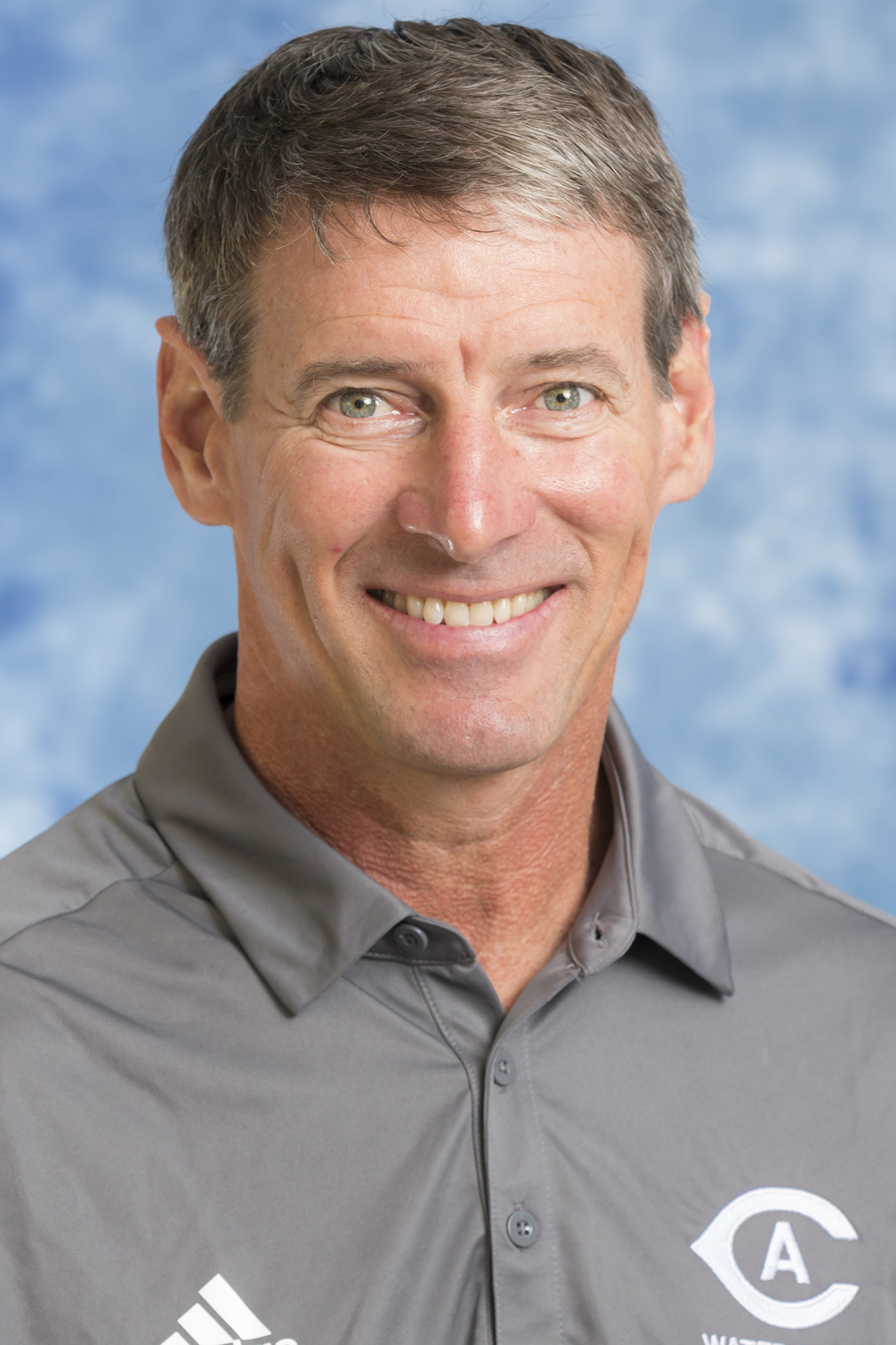 Head coach Daniel Leyson 2021 head shot