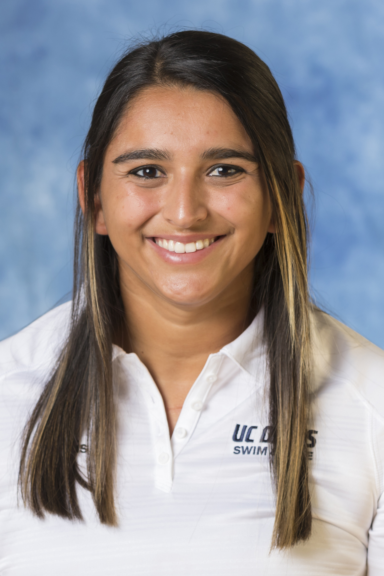 Adrianna Contreras 2021-22 head shot