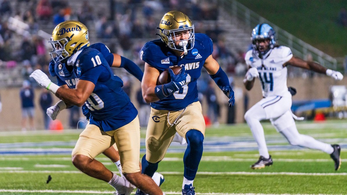 25FBRutchenaURIFumbleReturn