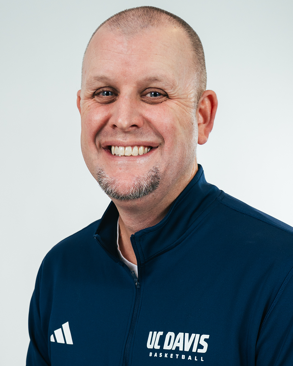 2026-27 UC Davis Women's Basketball Head Shots - Matt Klemin
