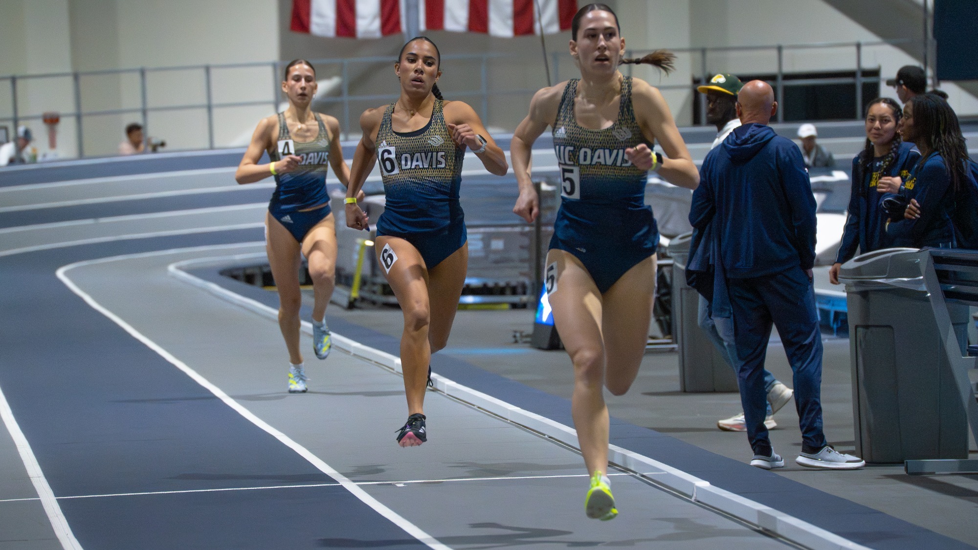 T&F Indoor - Preview Battleborn Classic/Husky Invite