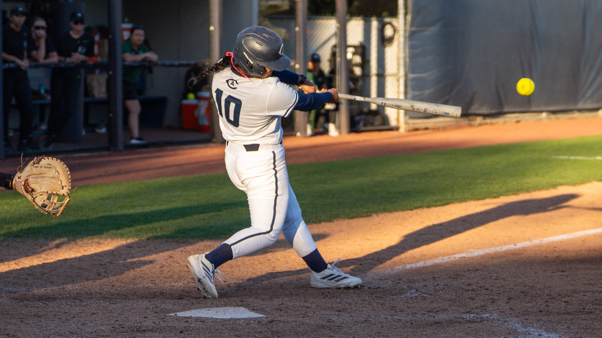 26SBMACIASWALKOFFHITUH