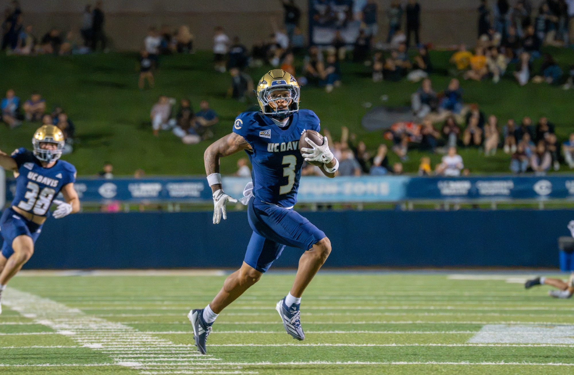 Zach Jones