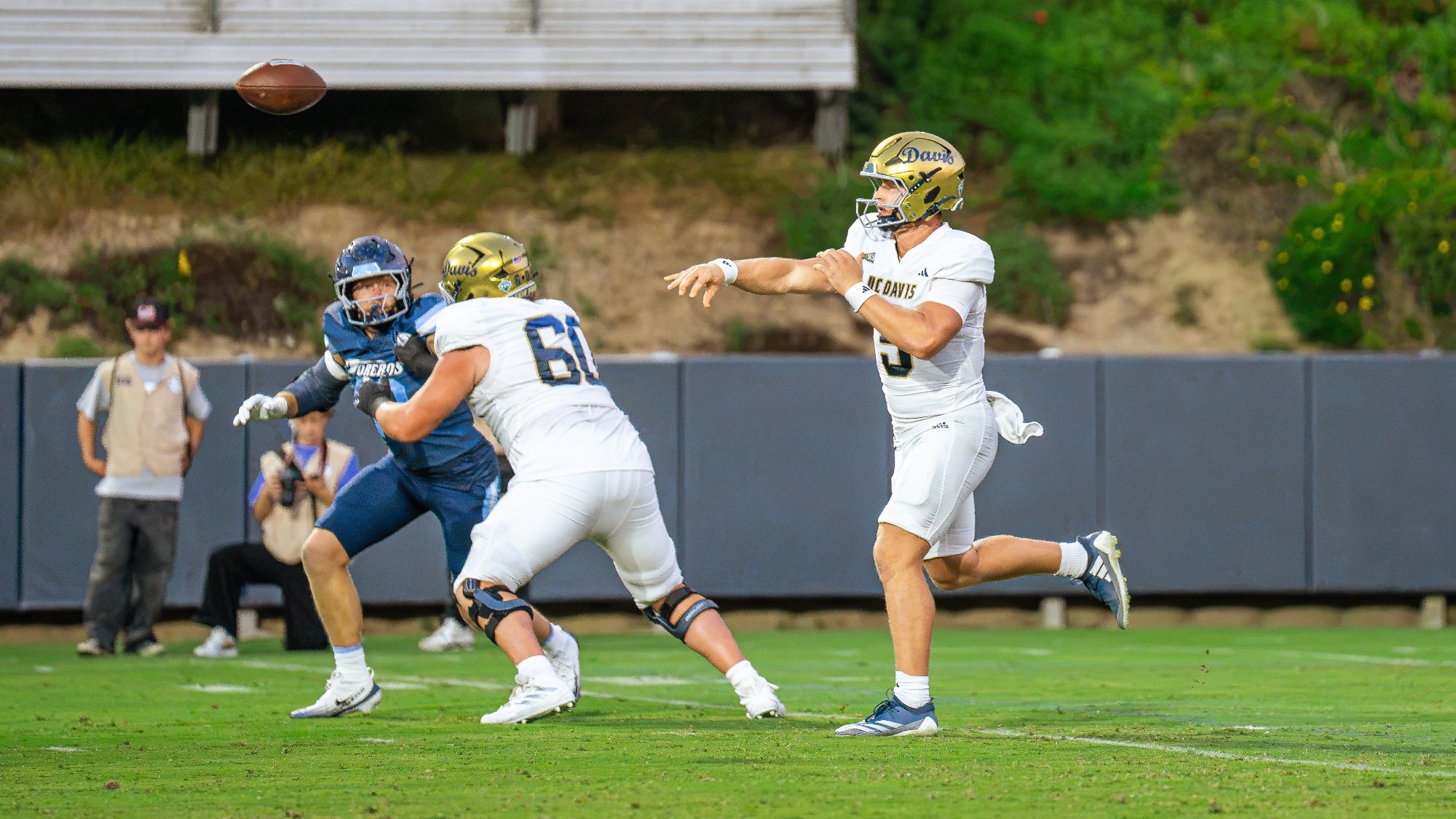 2026-09-05 Treynor Cleeland Shines In 49-17 Win At San Diego