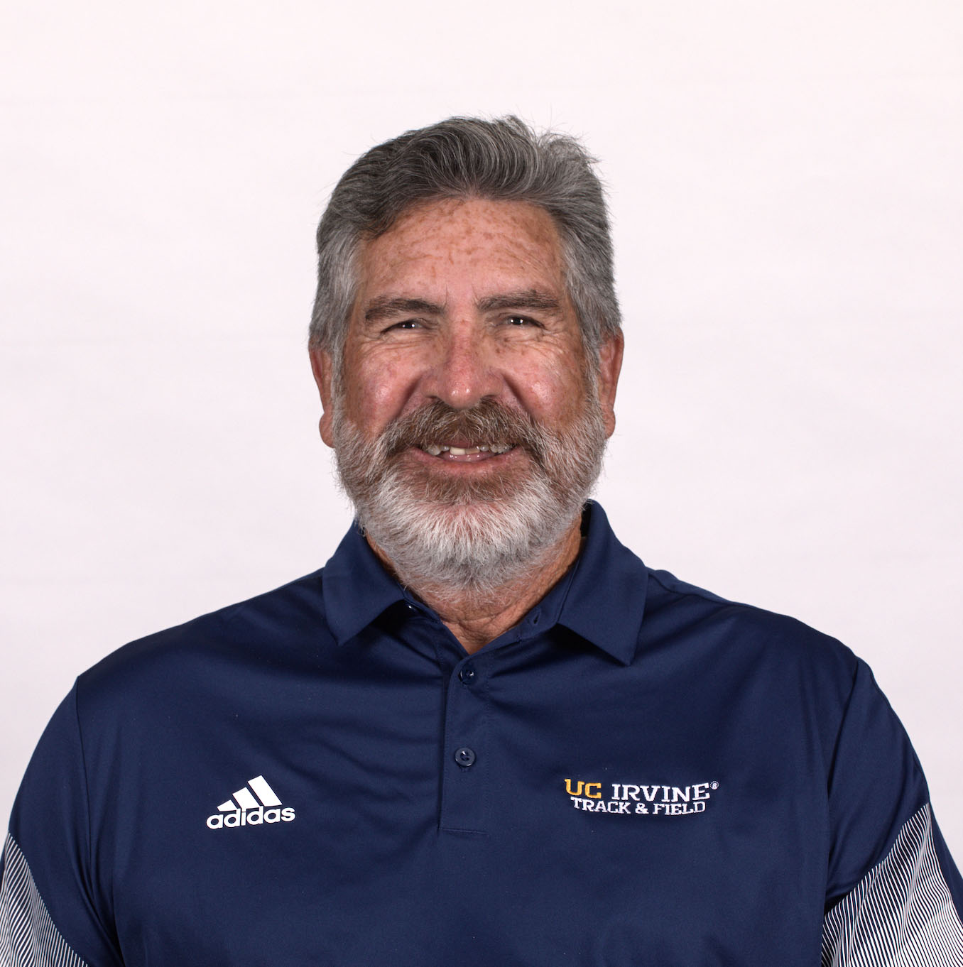 tony-ciarelli-2021-track-head-shot