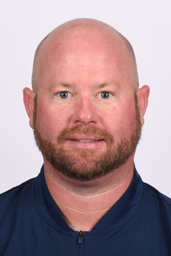 erich-pfohl-uci-bsb-2023-2024-head-shot-coach