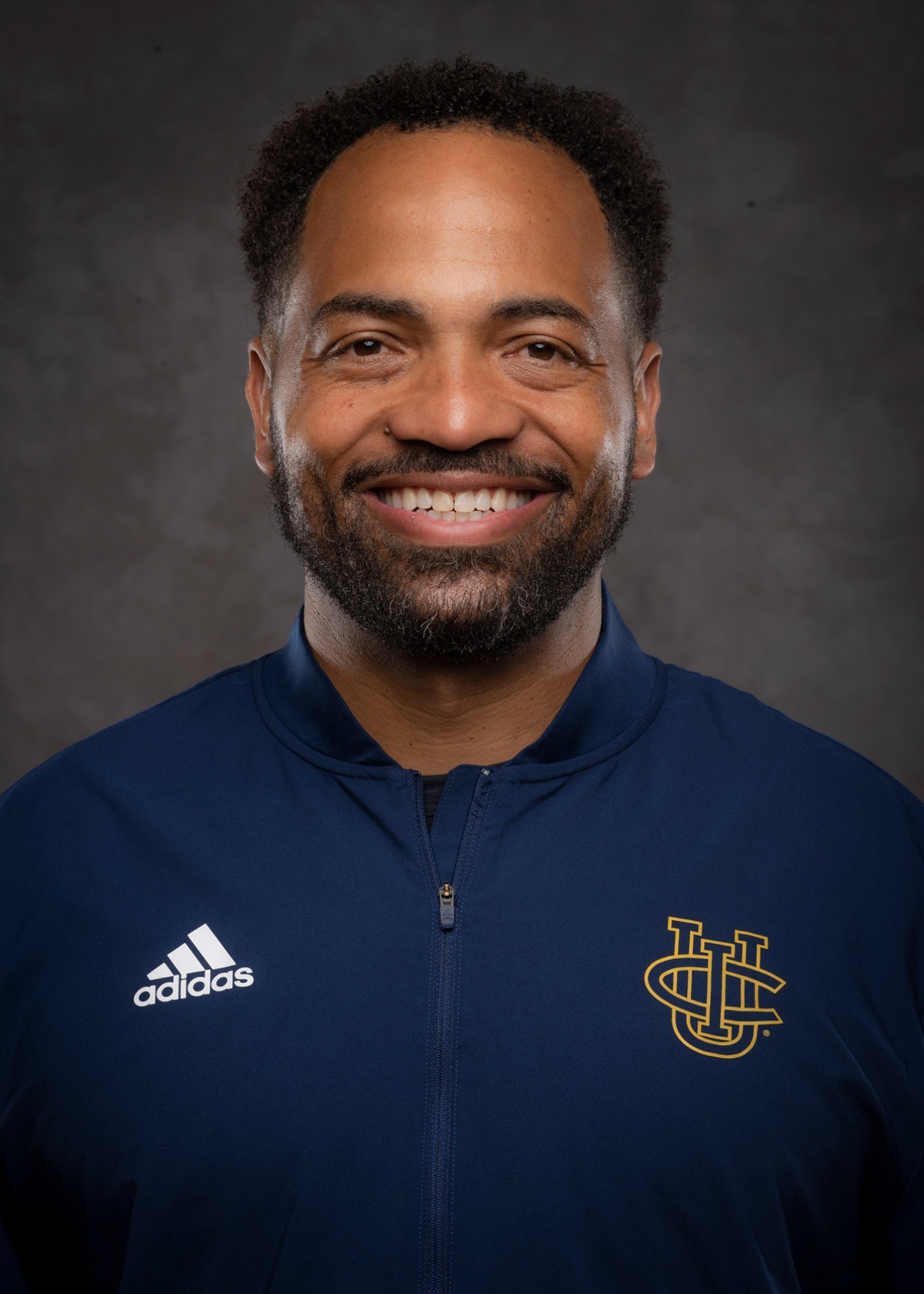 derek-wynn-wbb-mug-crop