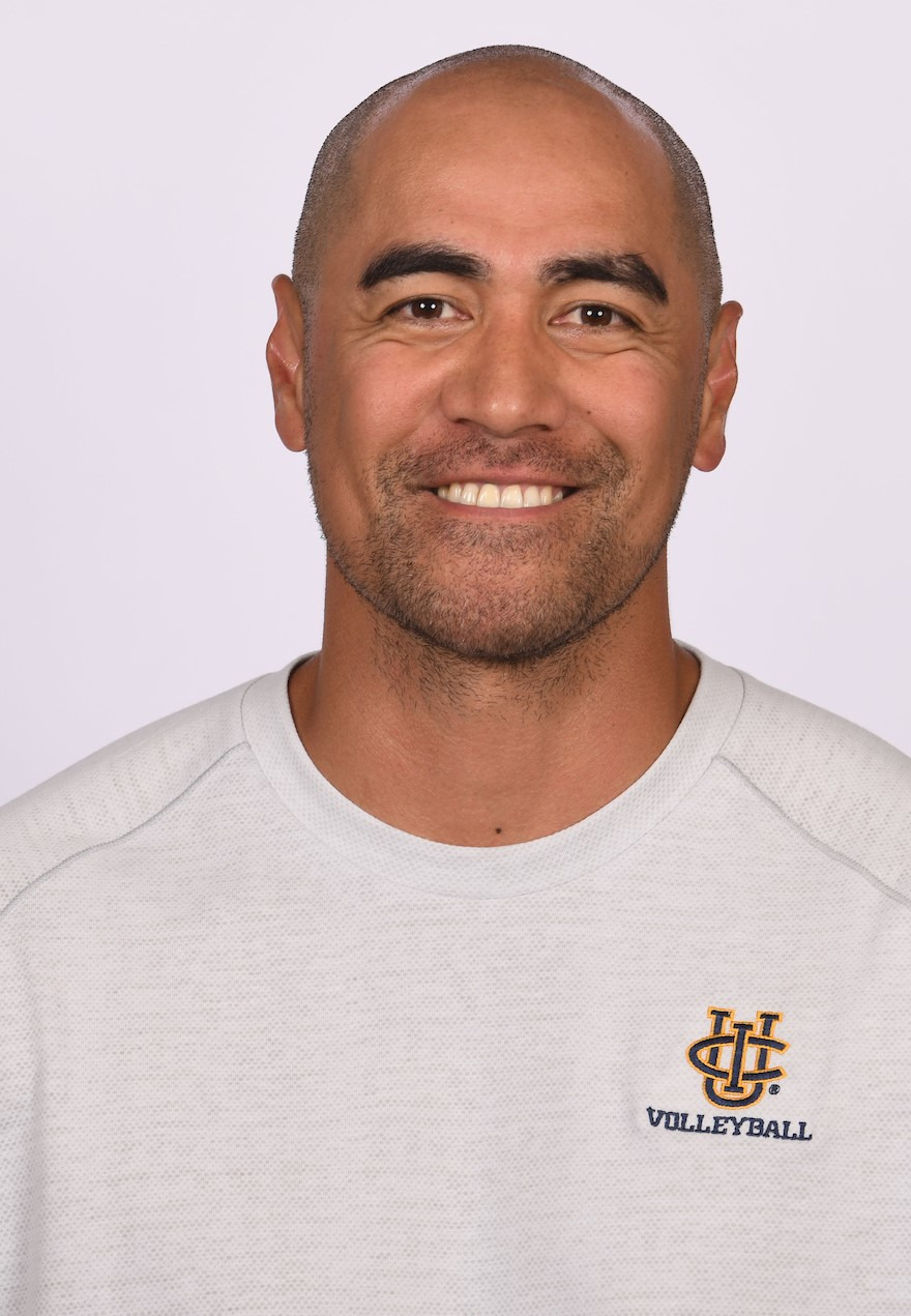 Nasrei-Tumanuvao-WVB-Assistant-Coach-23