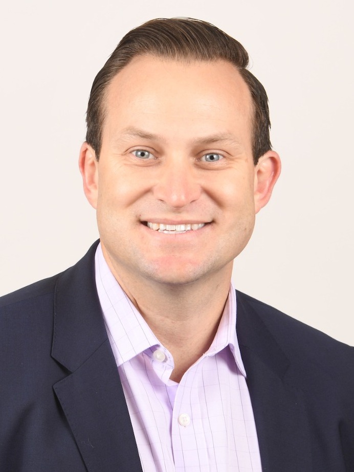 bryce-stowell-uci-ac-2023-head-shot-anteater-club-development