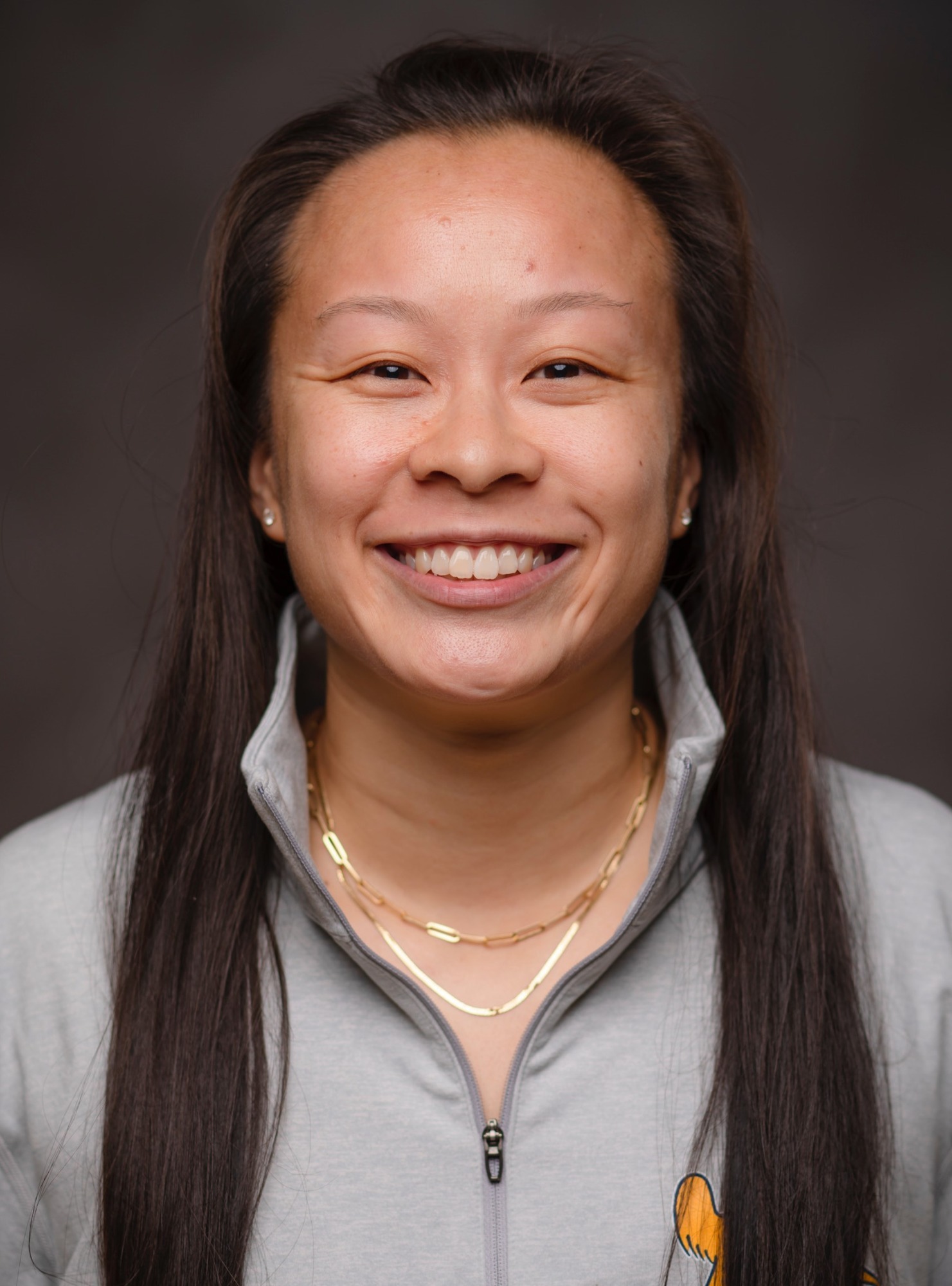 lauren-saiki-wbb-2025-26-assistant-mug