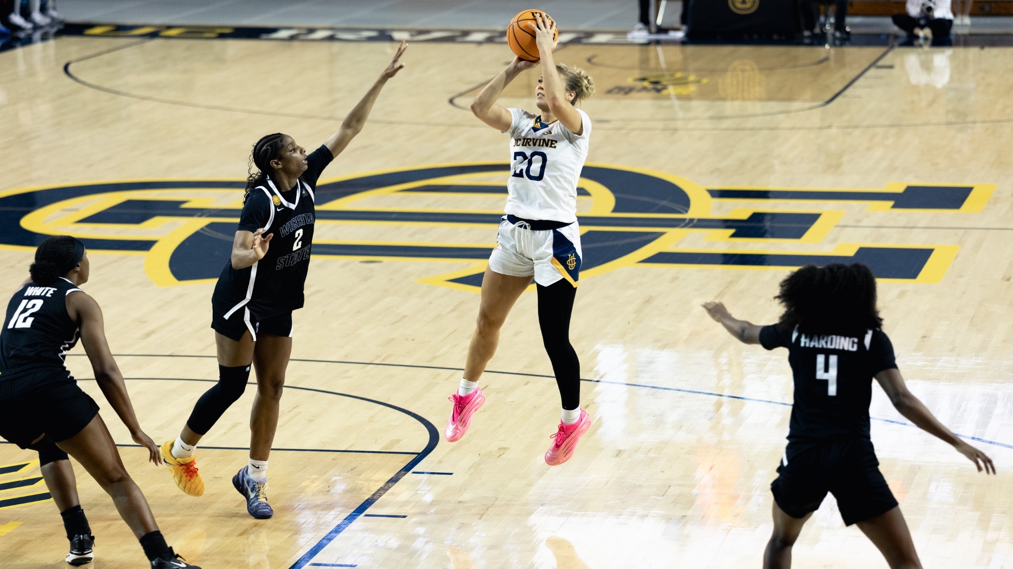 hunter-hernandez-wbb-2025-wichita-state-recap