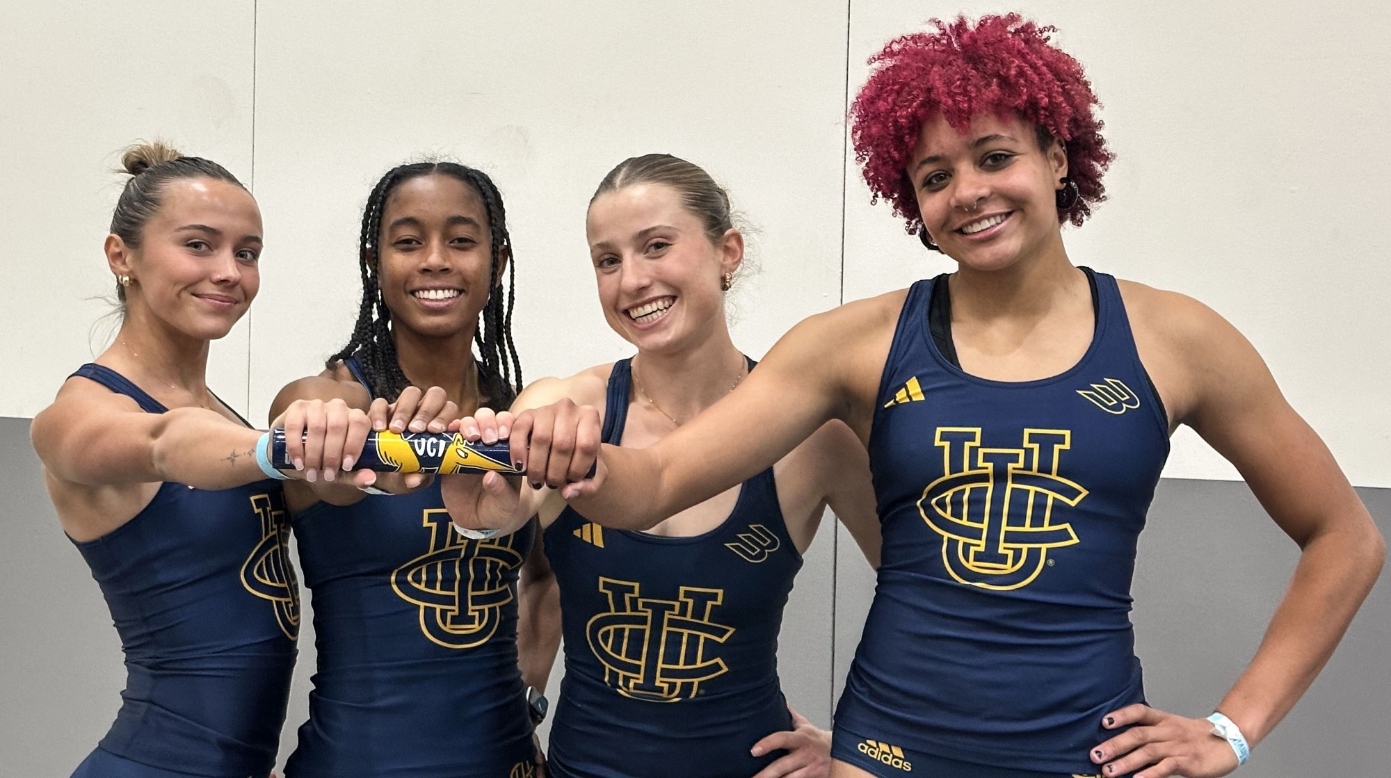 indoor-021426-4x400-relay-school-record