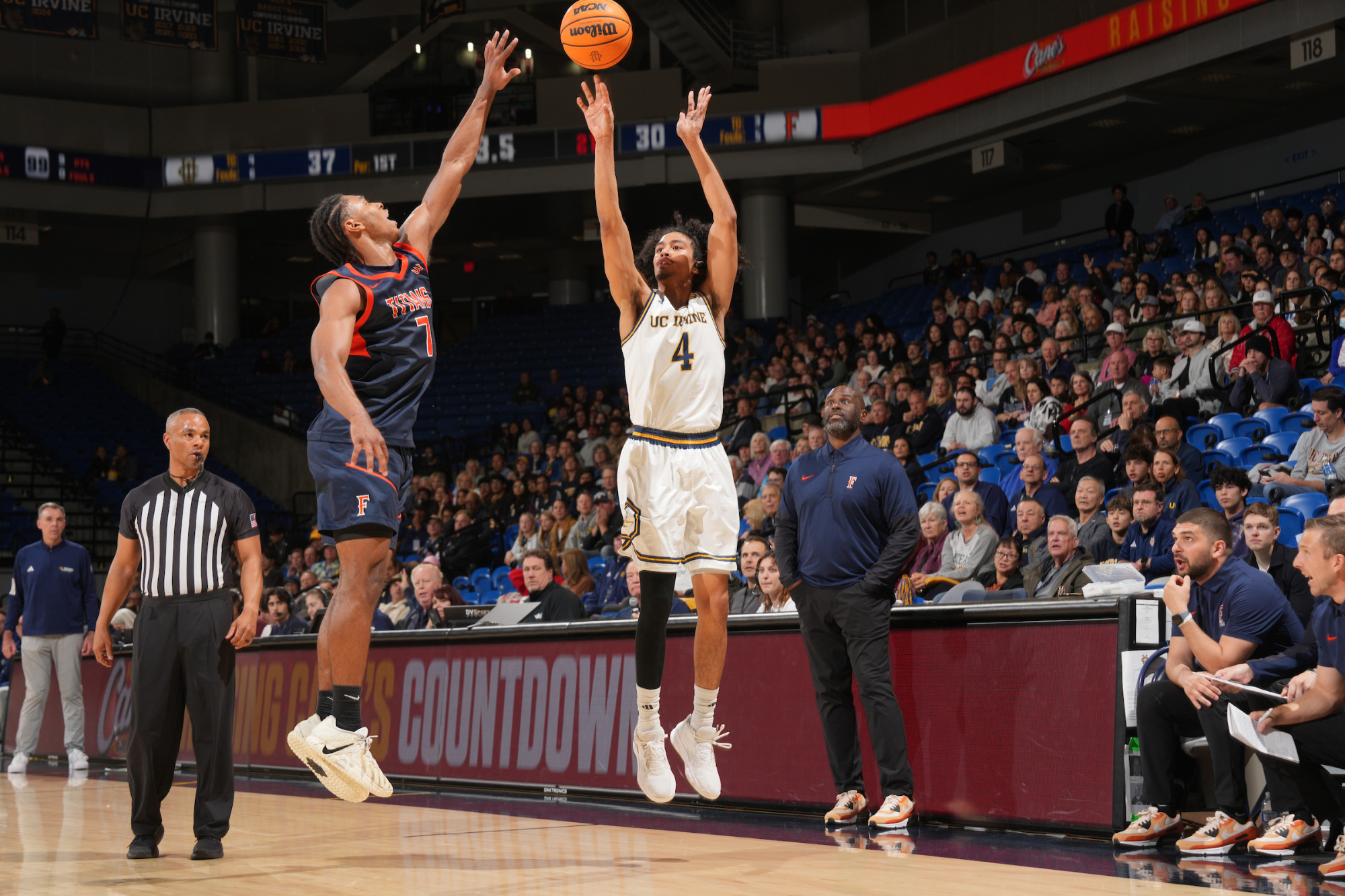 Andre-Henry-MBB-25-26