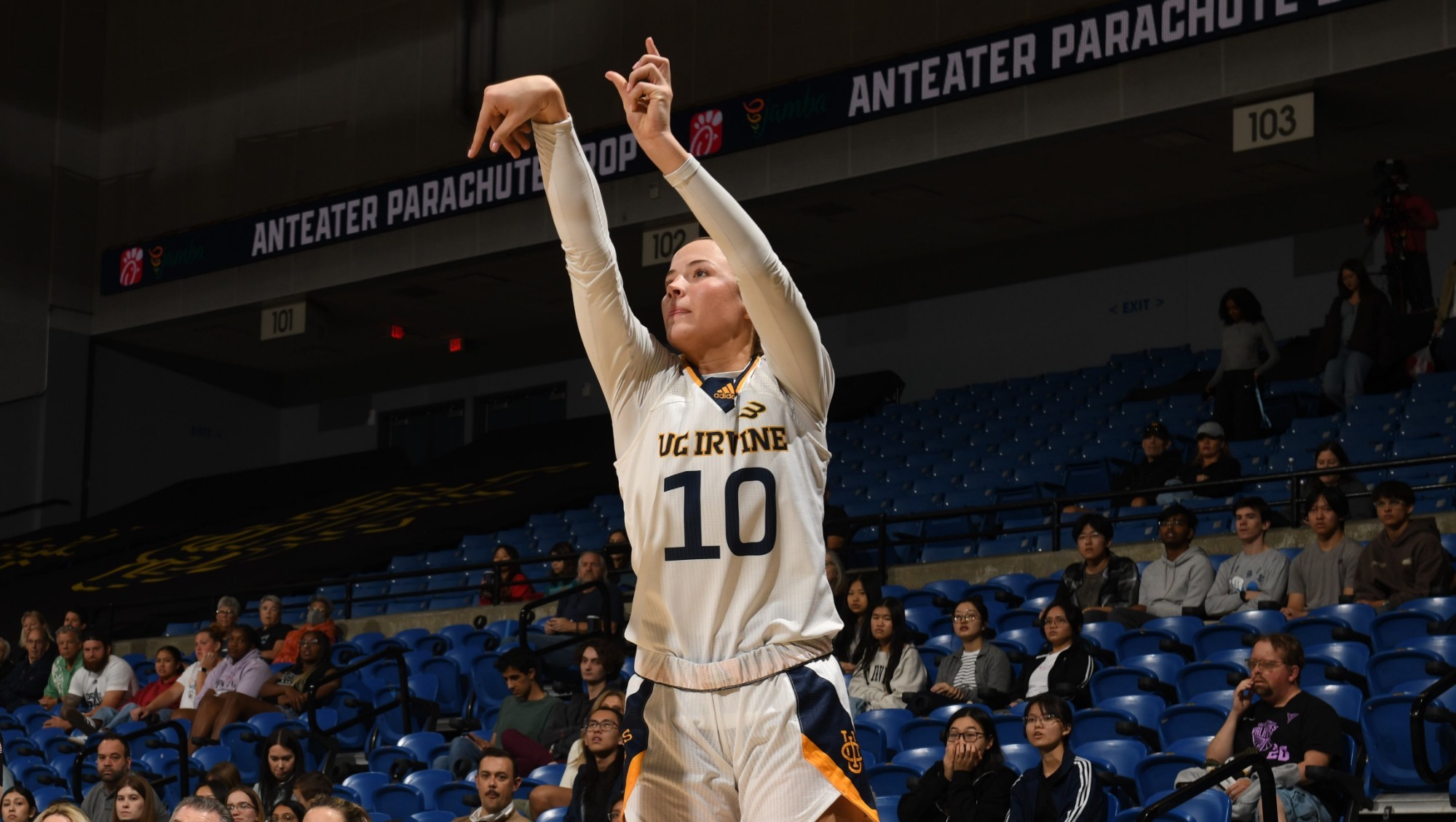 lauryn-madsen-wbb-2026-lbsu-recap