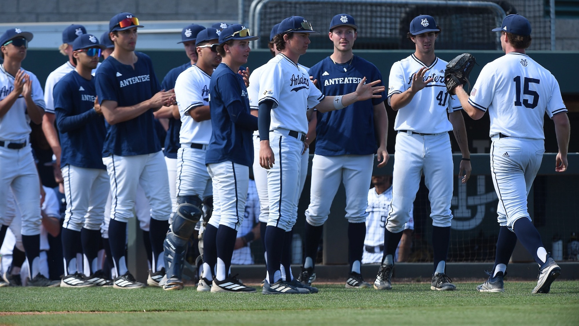 finnegan-wall-uci-bsb-2026-team-dugout-oregonstate-longbeachstate