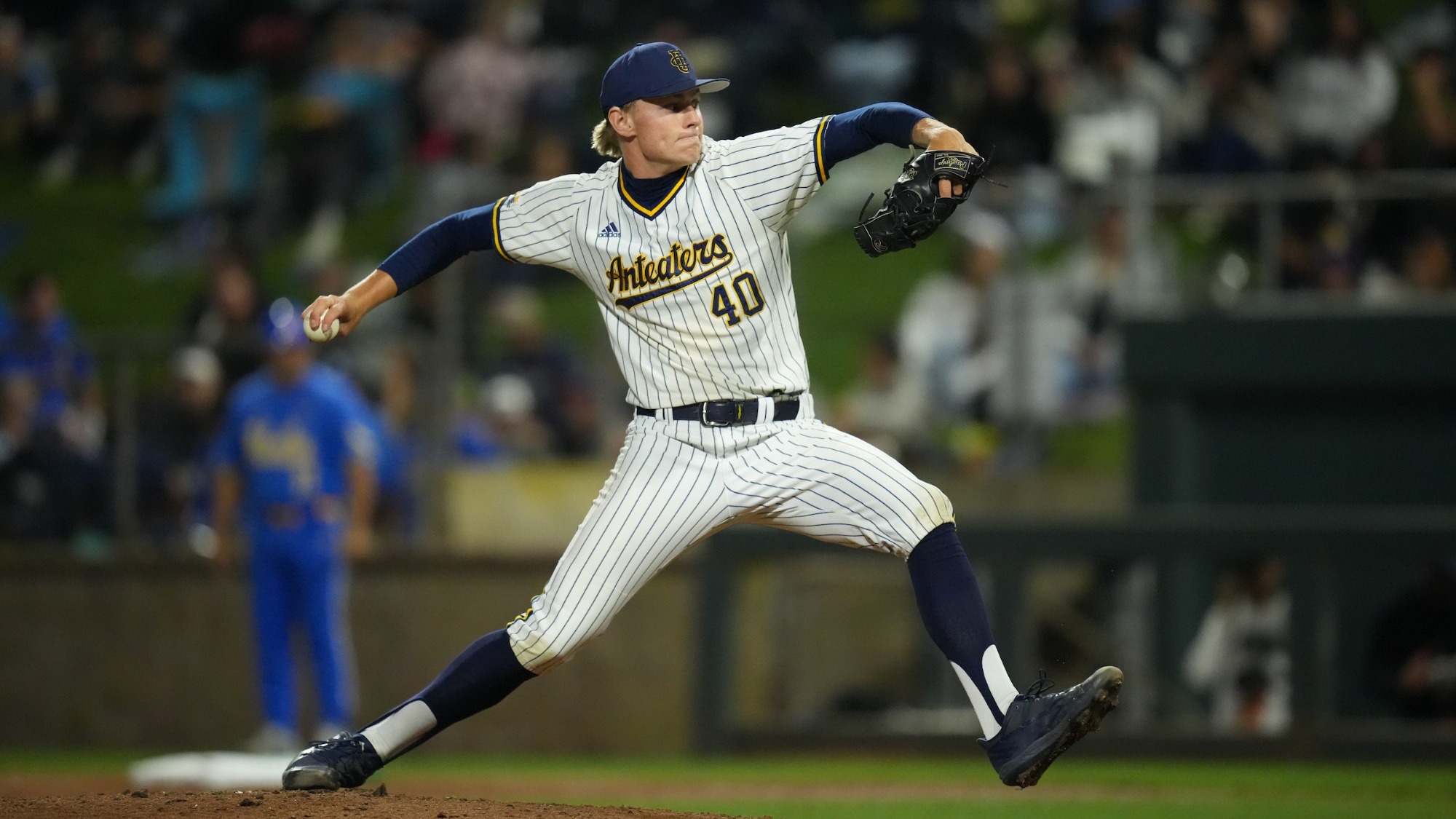 hunter-manning-uci-bsb-2026-ucla