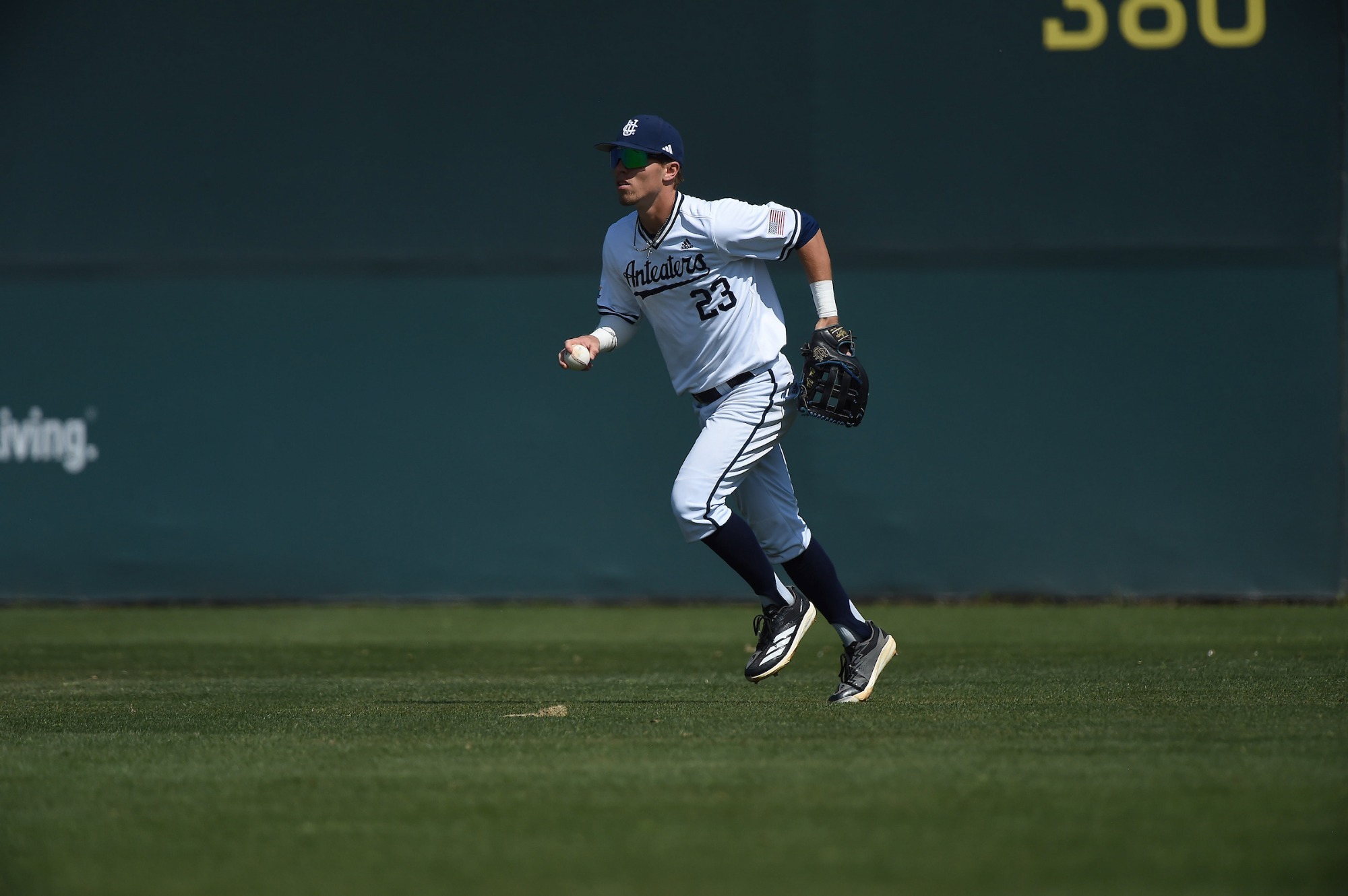 frankie-carney-uci-bsb-2026-oregonstate-hawaii