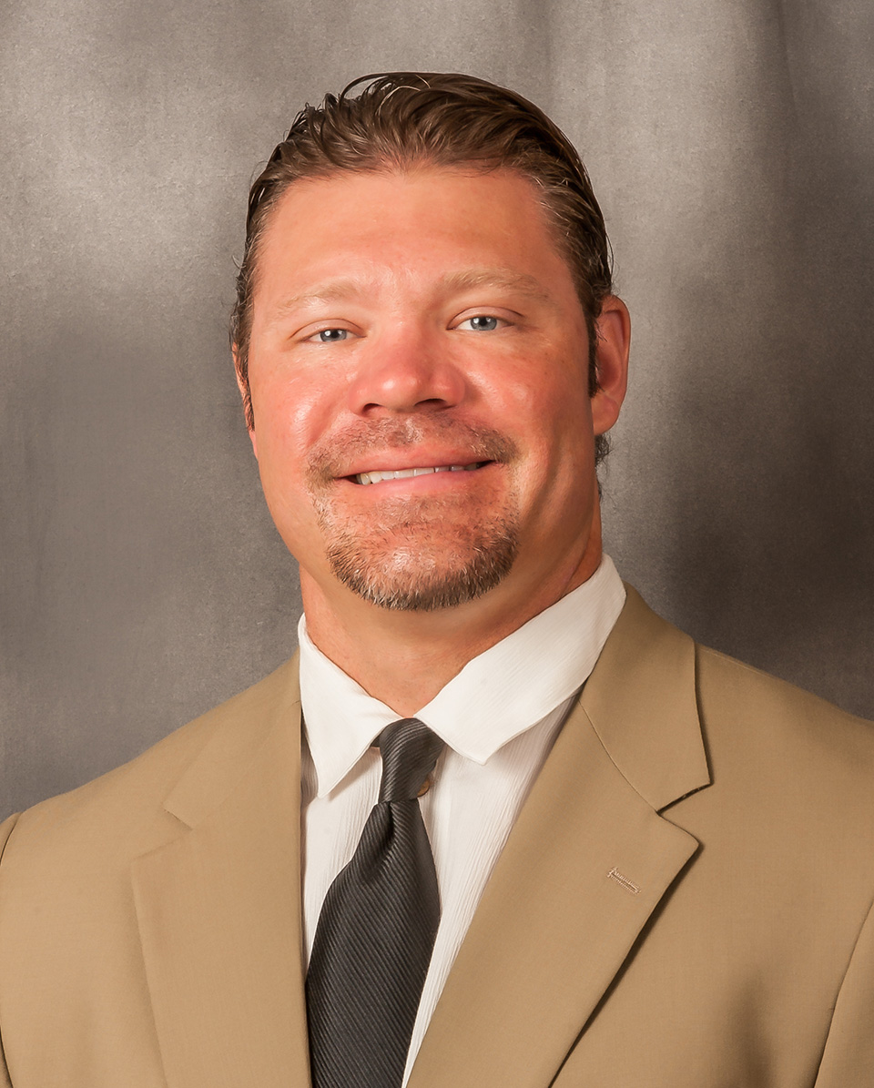 Wes_Bell-head shot