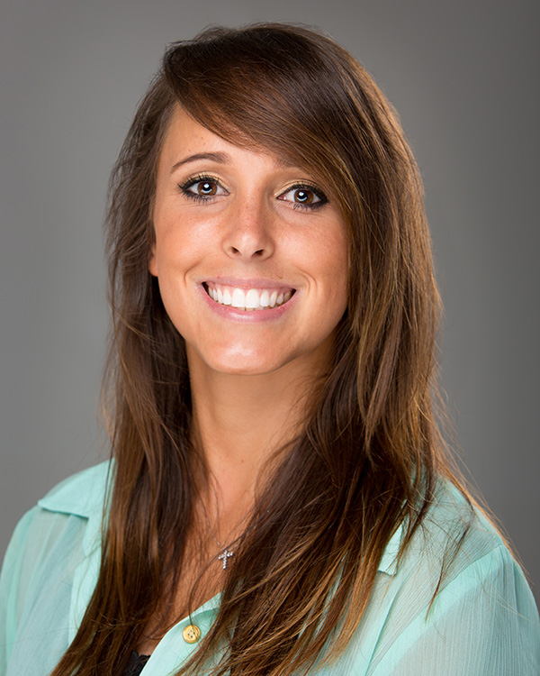 Maddi Moon headshot