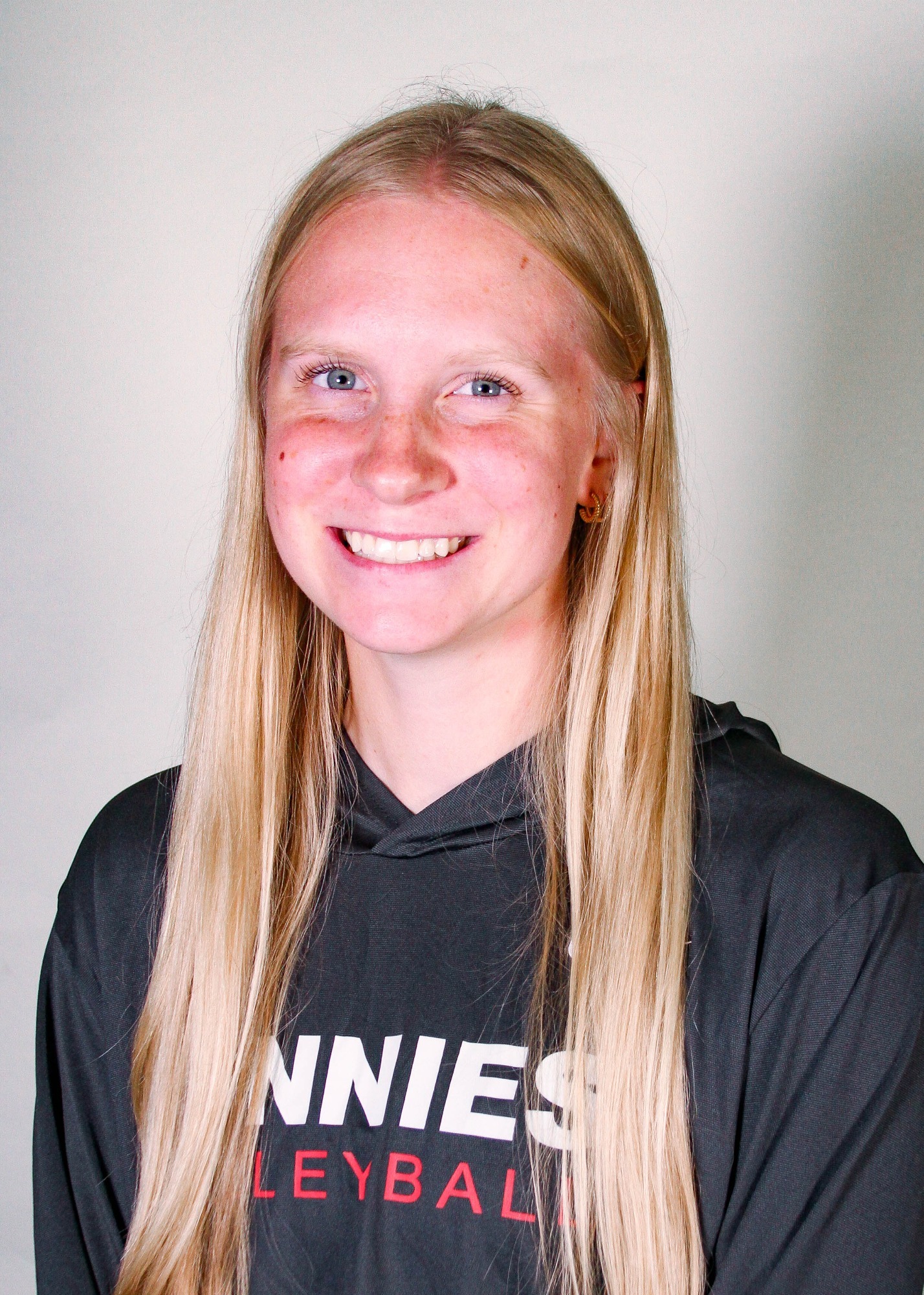 Ellie Erdmann 2023 Headshot