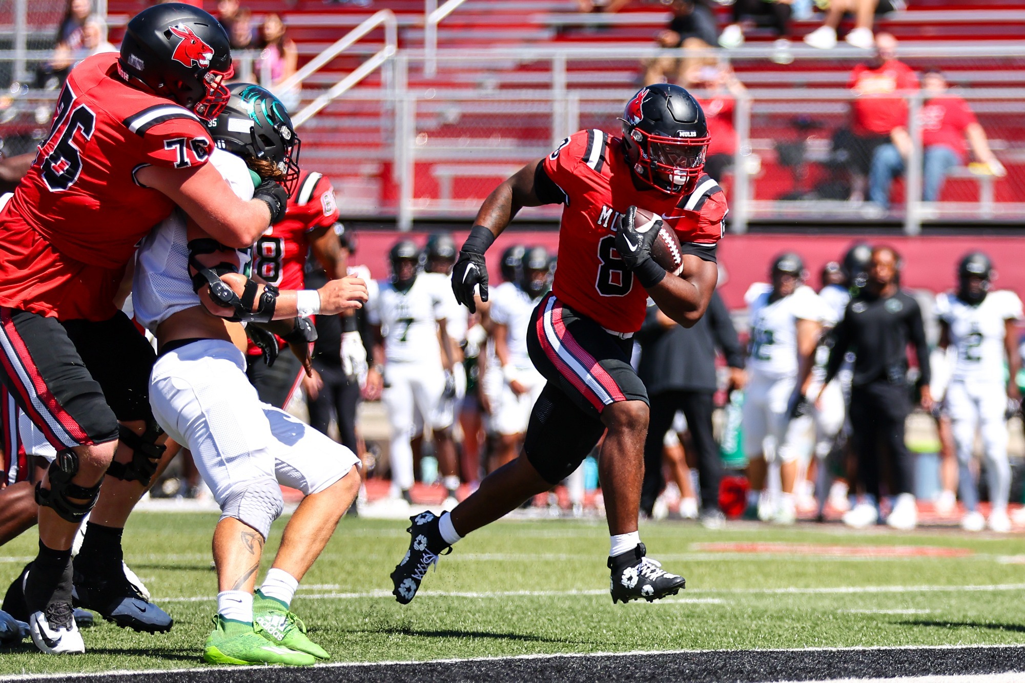 Former Mules Football Standout Tight End Delanie Walker Nominated for