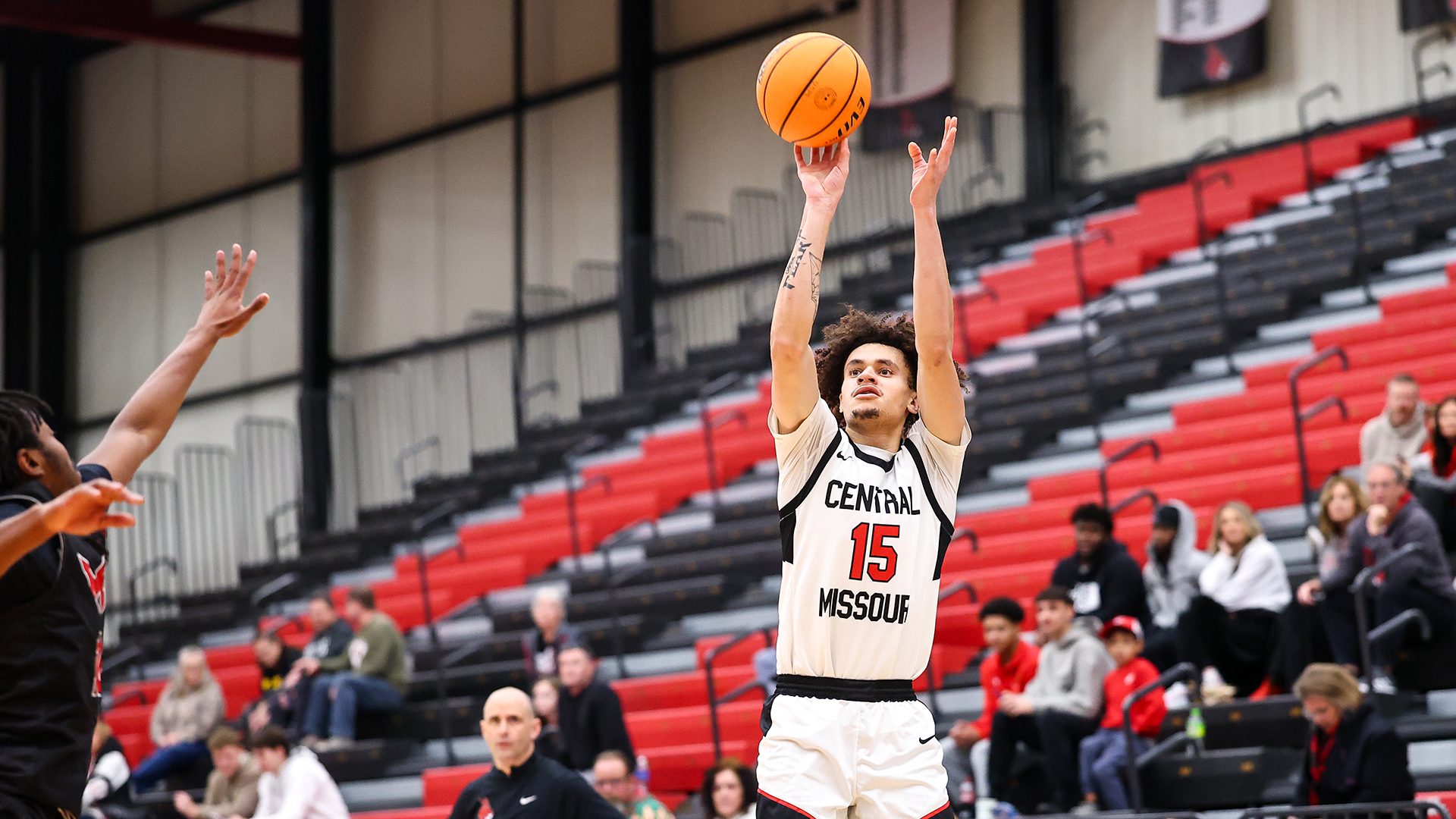 Jevon Hill 3pter vs Maryville