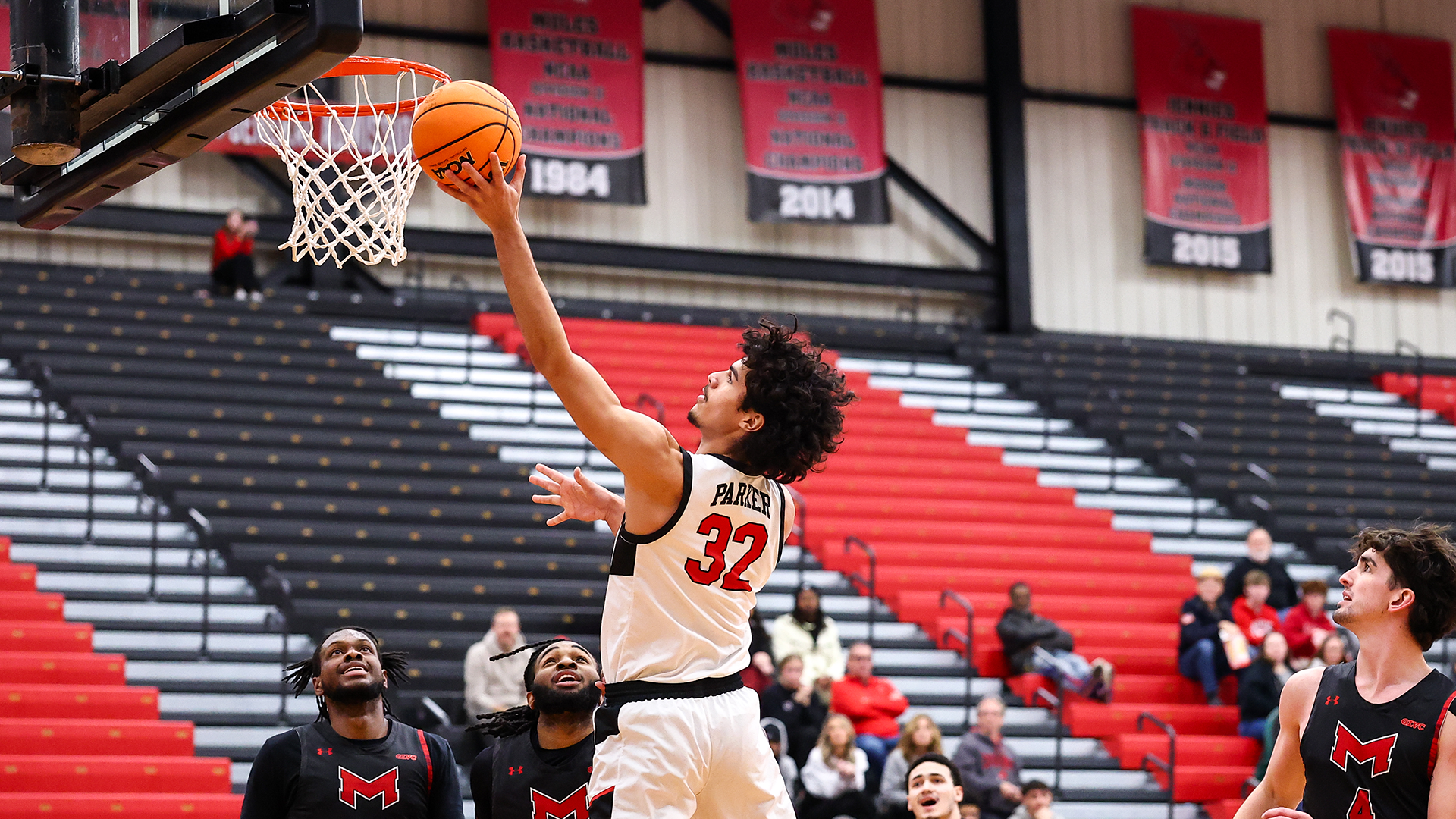 Trinell Parker layup vs Maryville