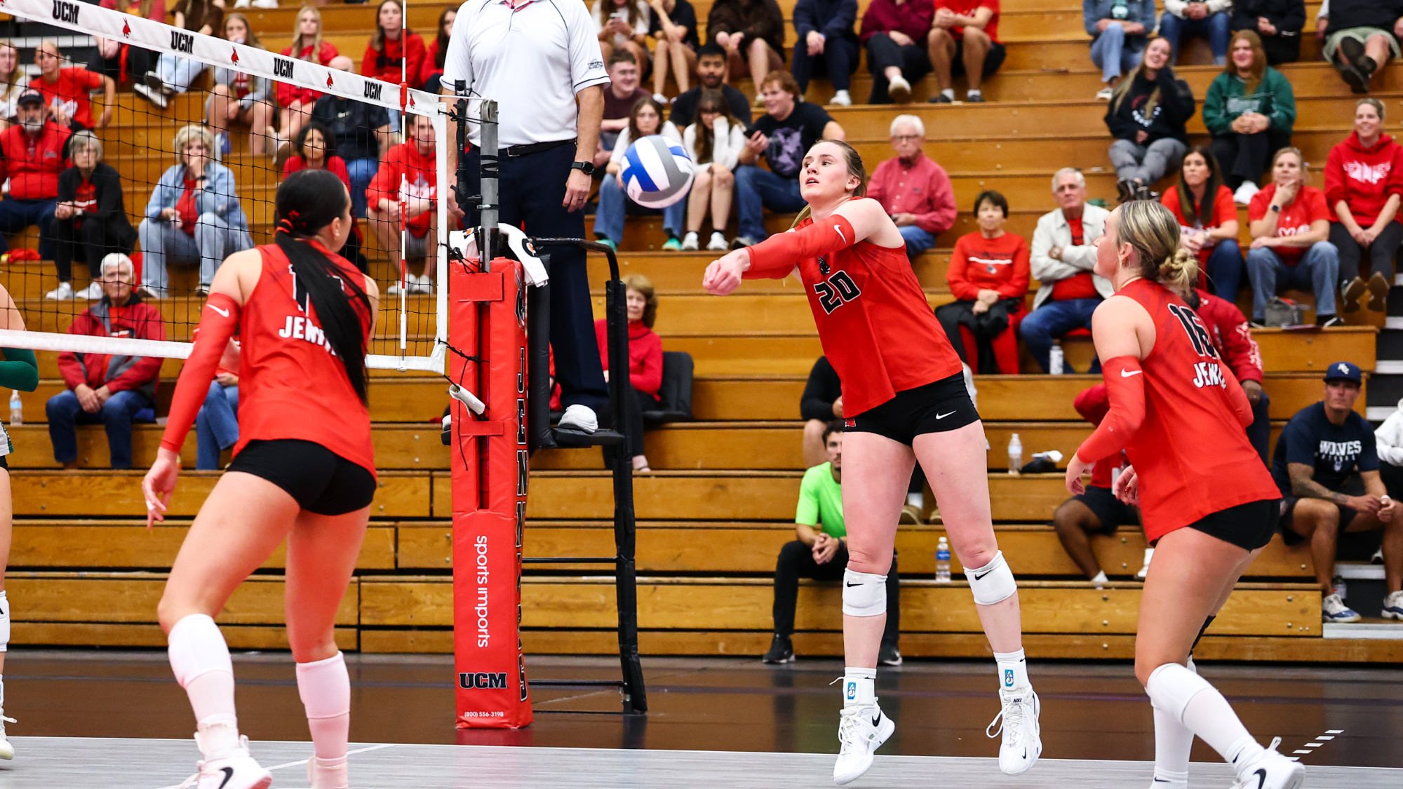 Grace Wagers bump set vs Northwest Missouri