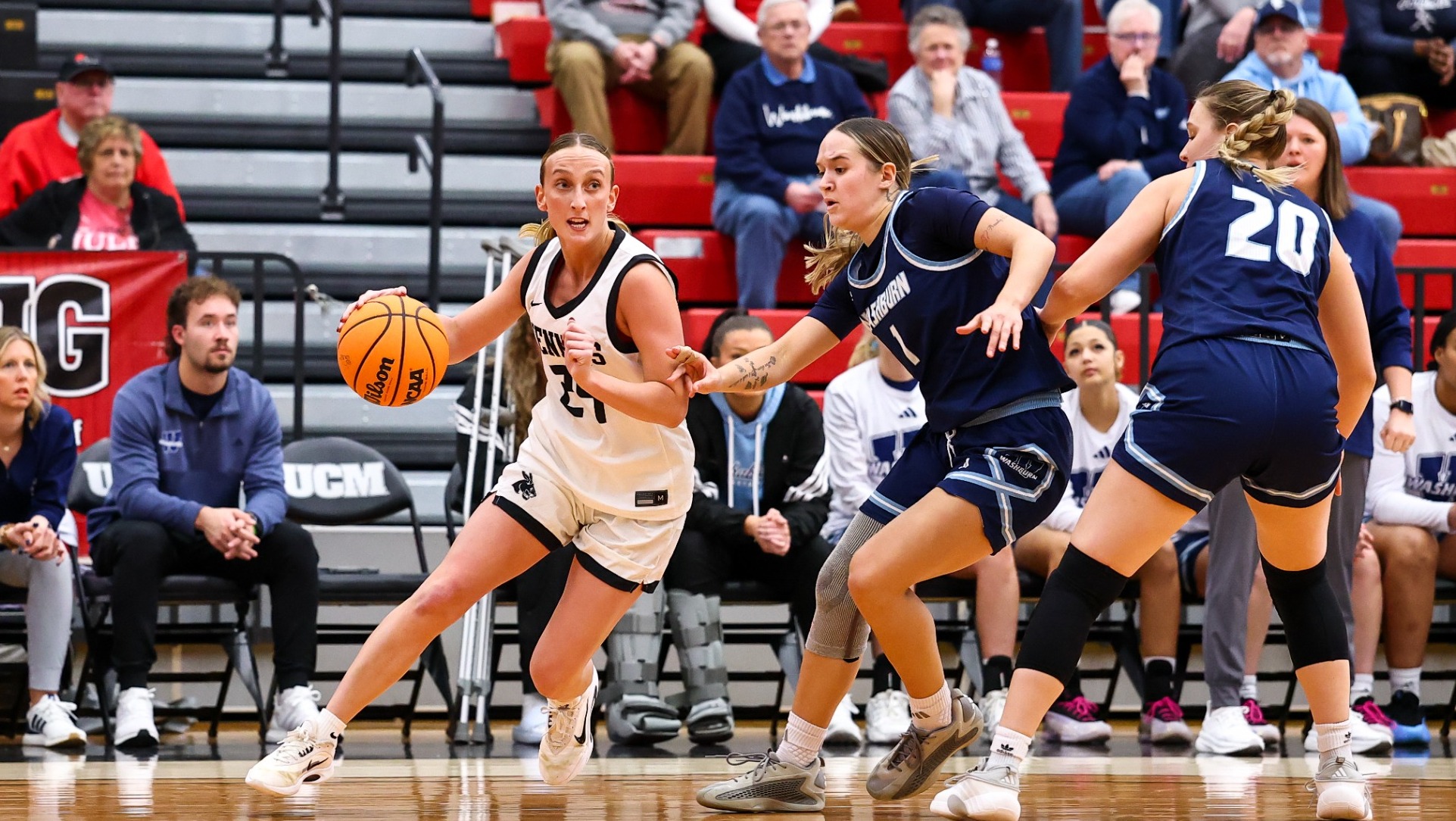 Neely Schaaf (24) vs. Washburn