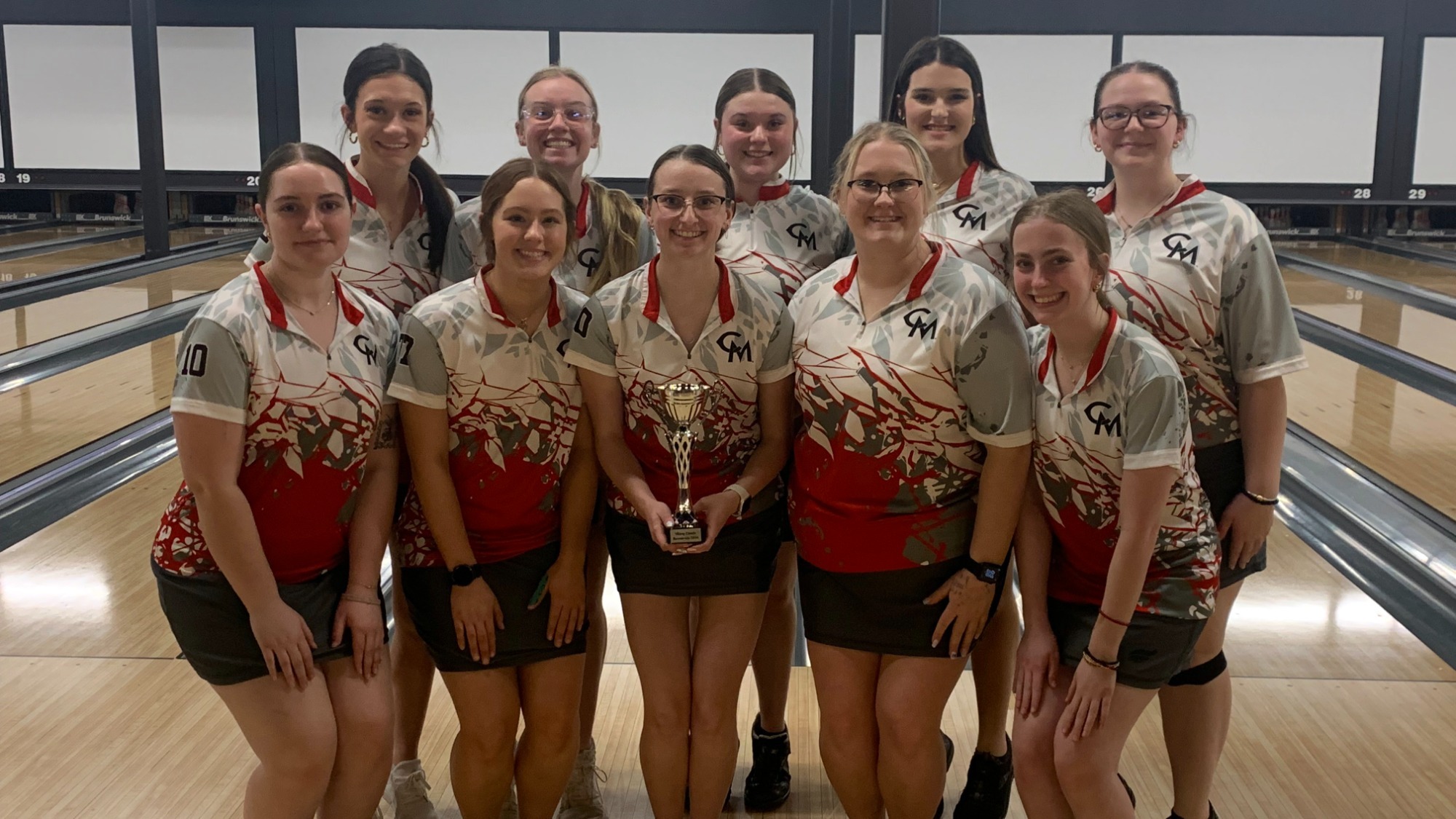 Jennies Bowling Viking Classic photo