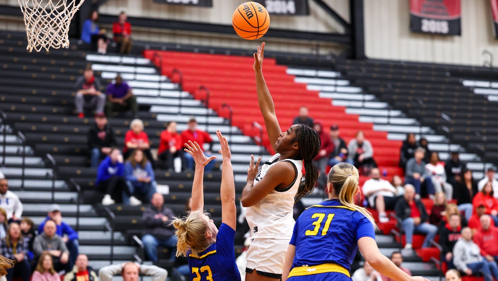Cierra Smith (12) vs. Nebraska Kearney