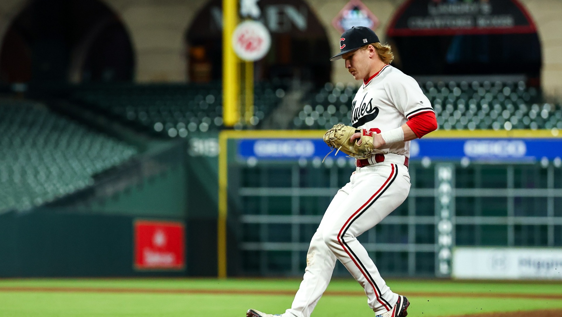 Cody Moore (30) vs. Rollins College