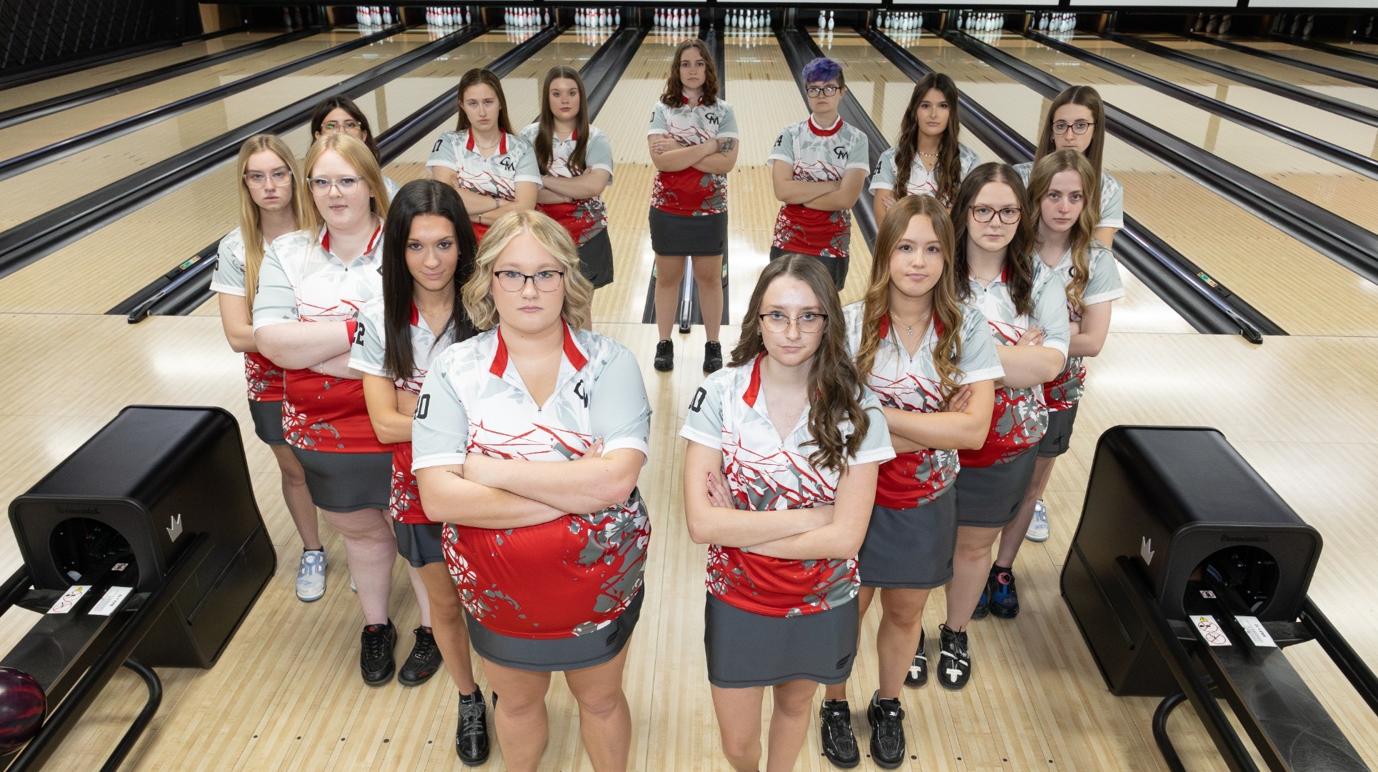 bowling posed team photo