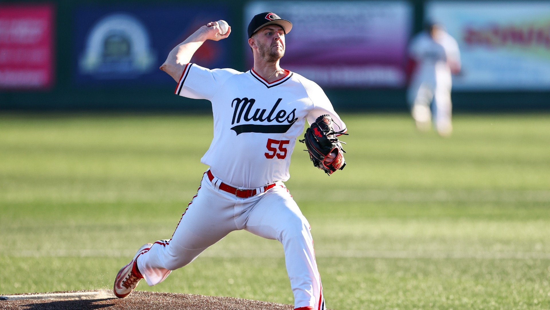 Greyson Chappel (55) vs. Newman