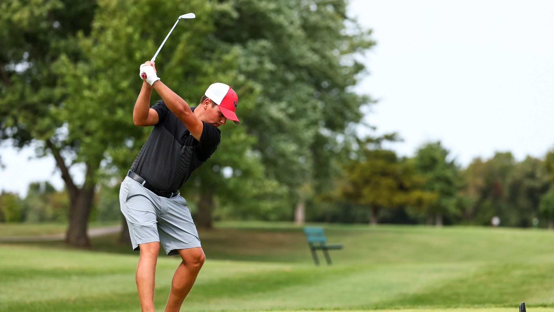 Lawson Barks tee shot at The Mule