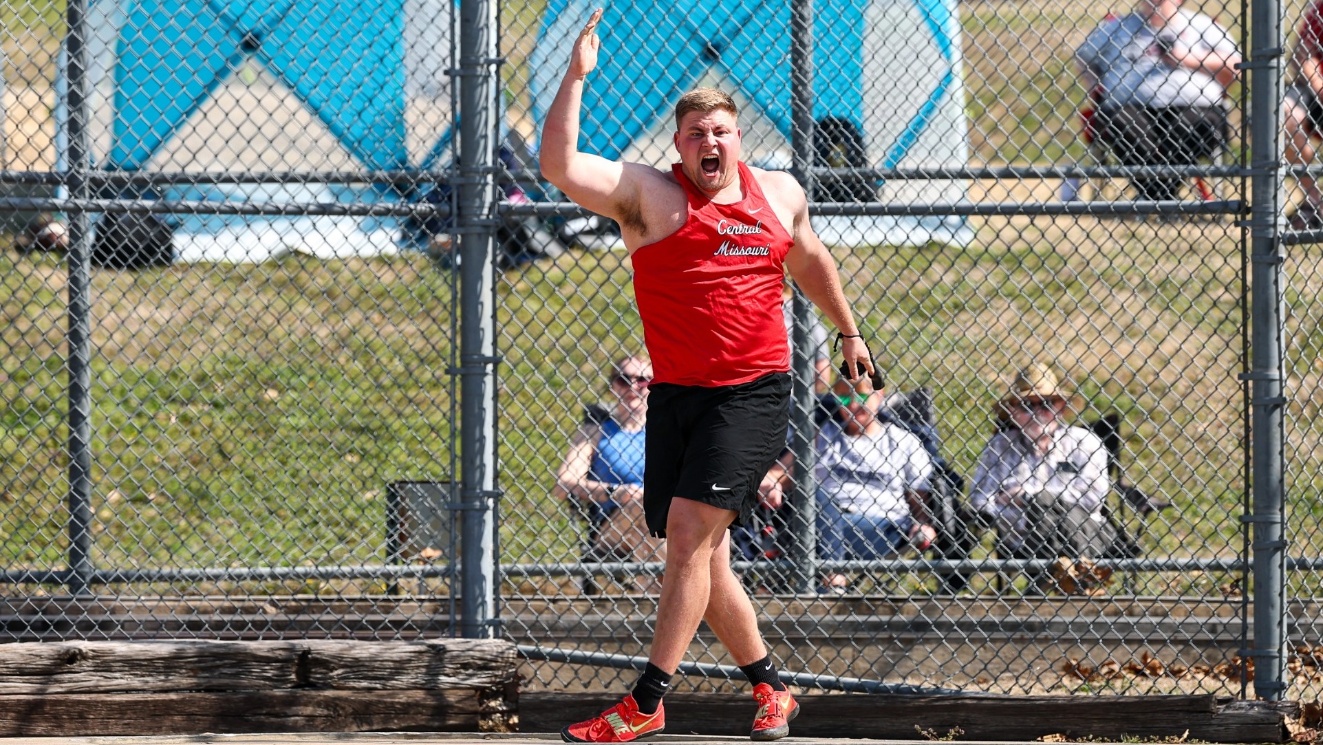 Landon Mason at the UCM Invitational