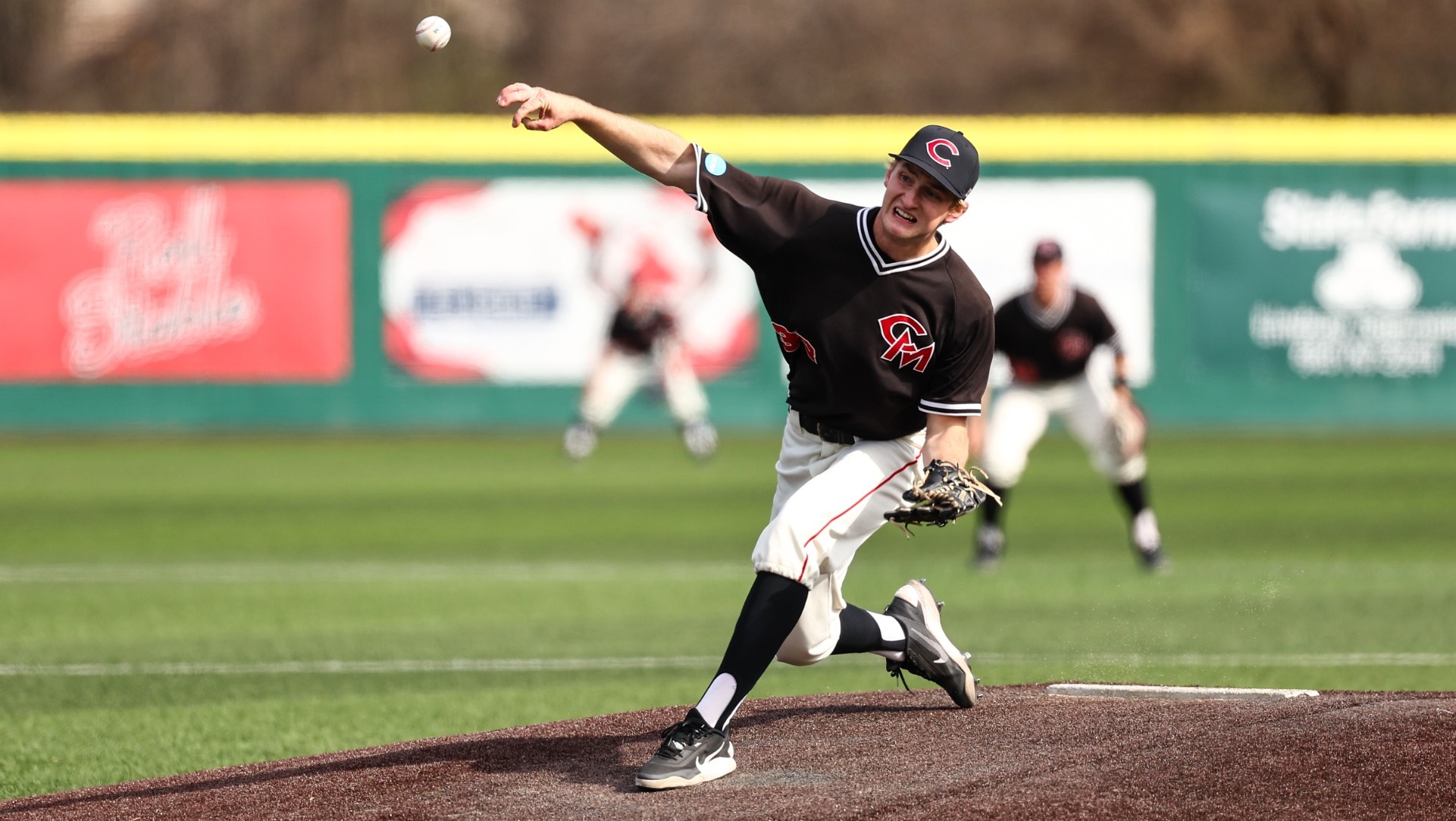 Gavin Williams (33) vs. Washburn