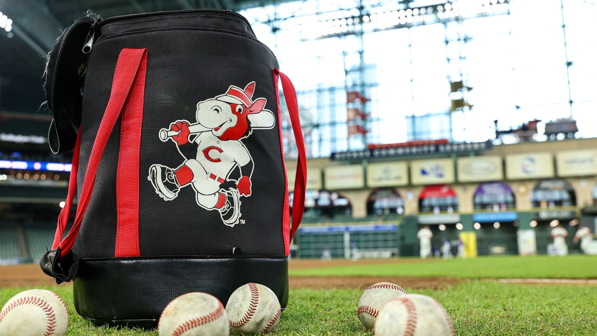 Mules Baseball baseball bag at the Houston Winter Invitational 2026