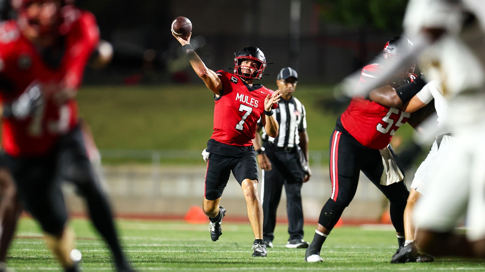 Mules Football Quarterback Jordan Pachot (7) vs. MoWest on Sept. 3, 2026