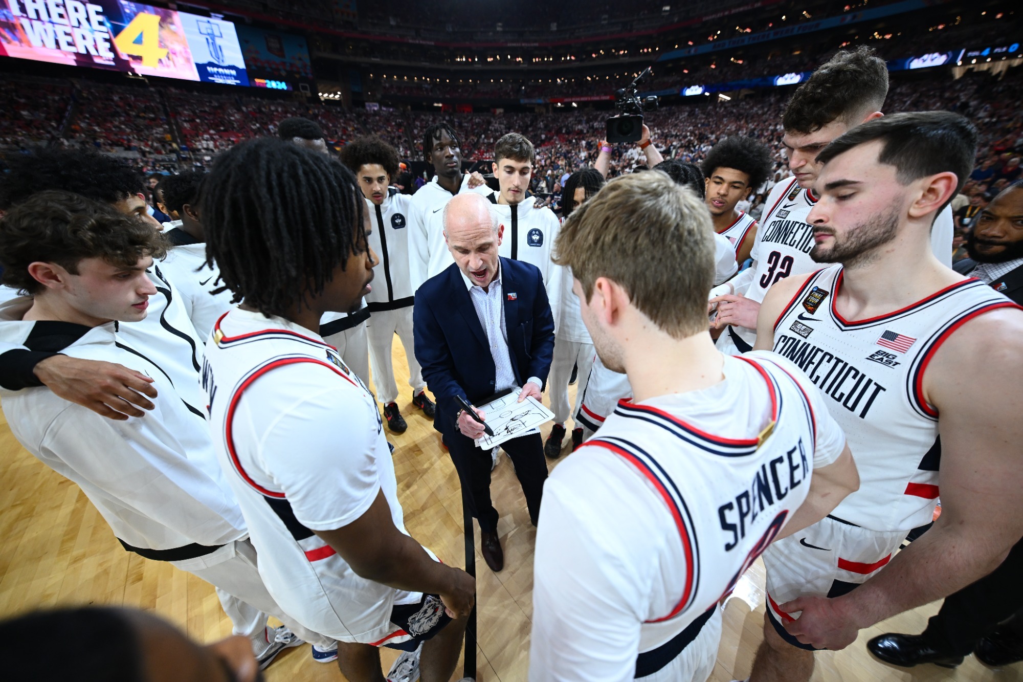 Dan Hurley coaching the UConn Huskies during their championship era