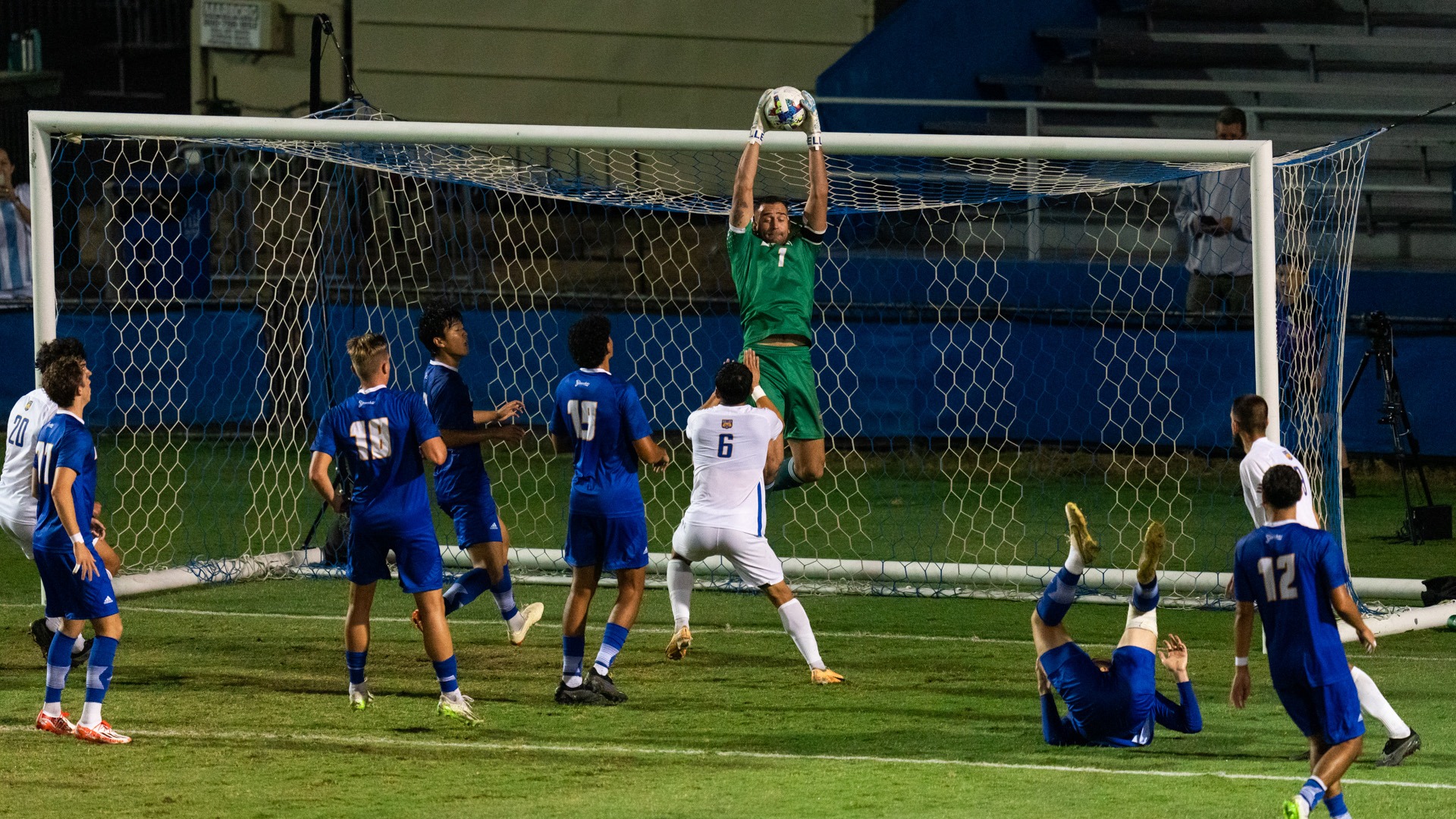 Leroy Zeller 2023 Men's Soccer University of California, Santa