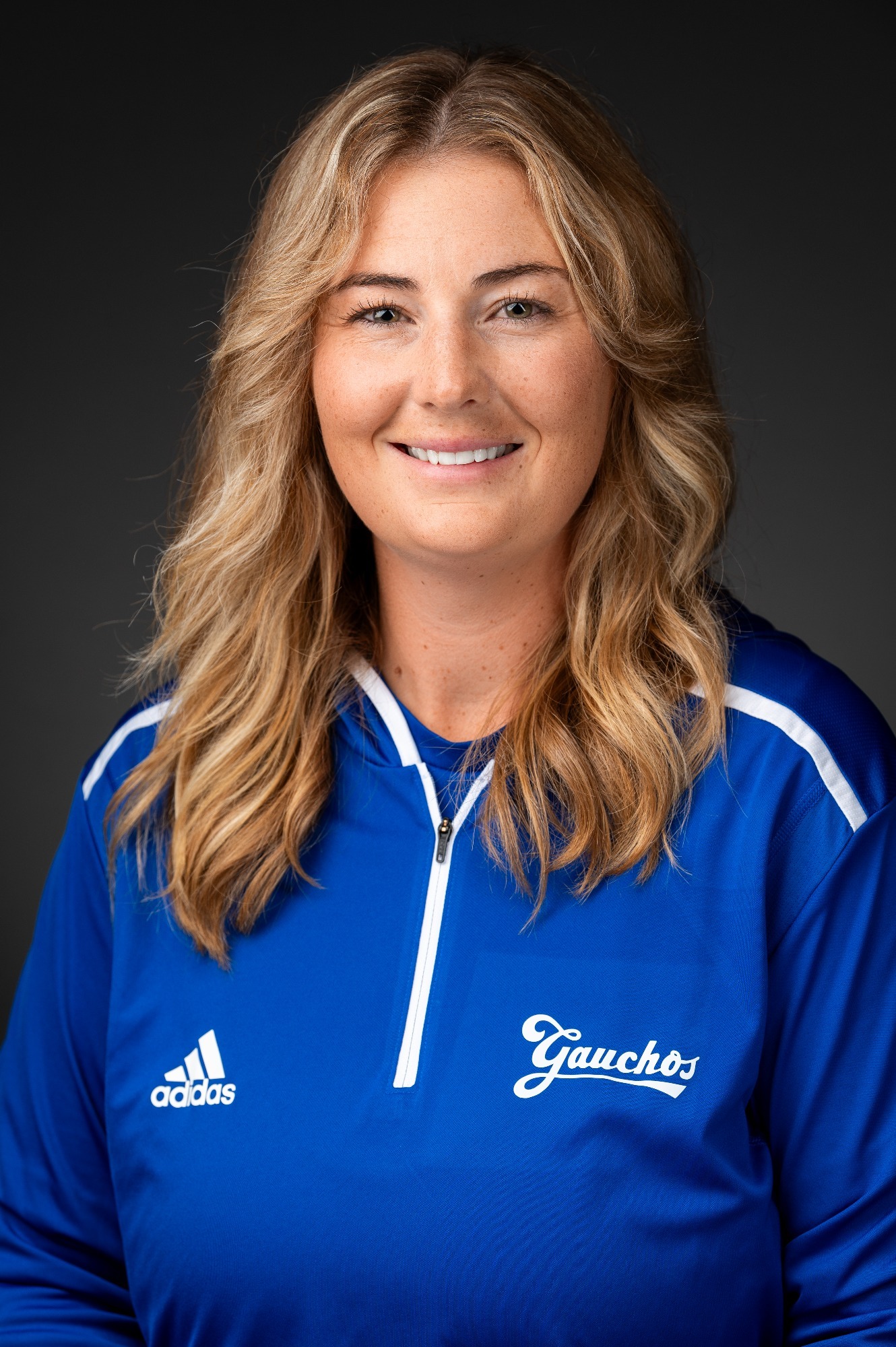 Huggins-Headshot-2023