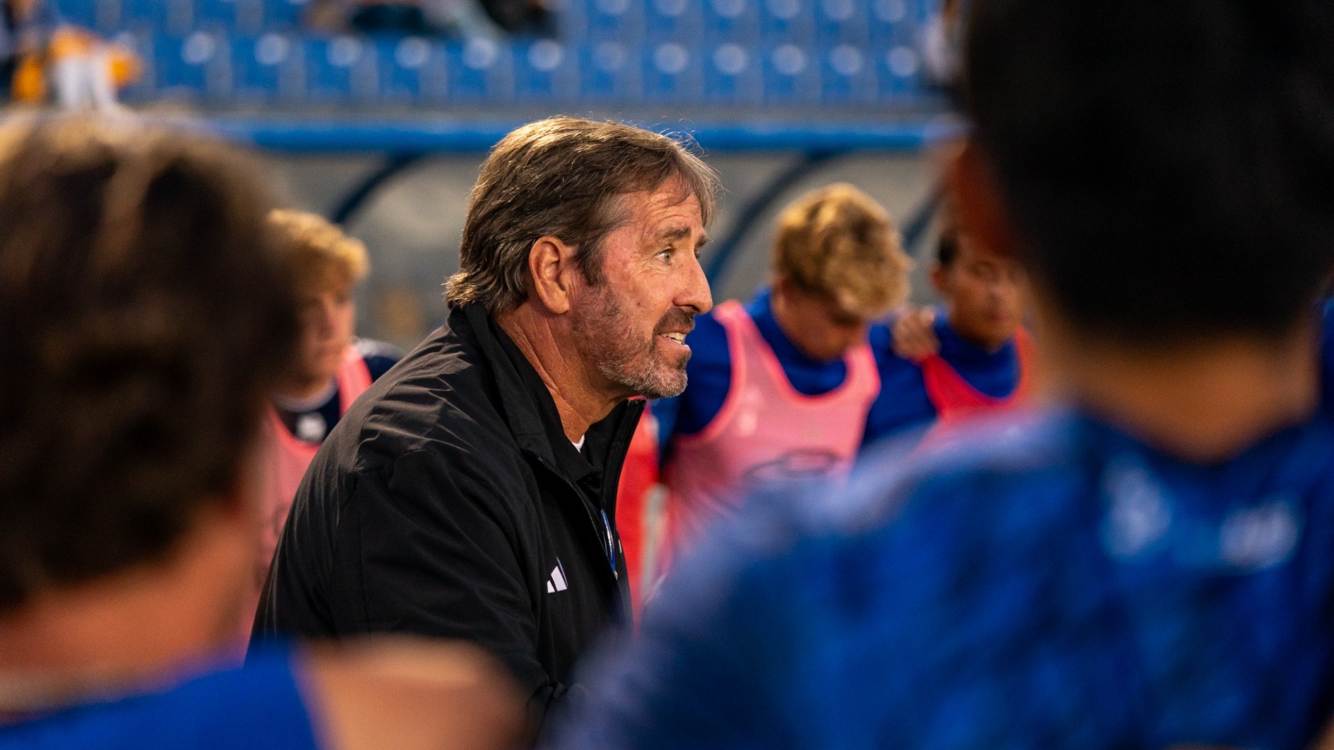Tim Vom Steeg speaks in men's soccer's pregame huddle