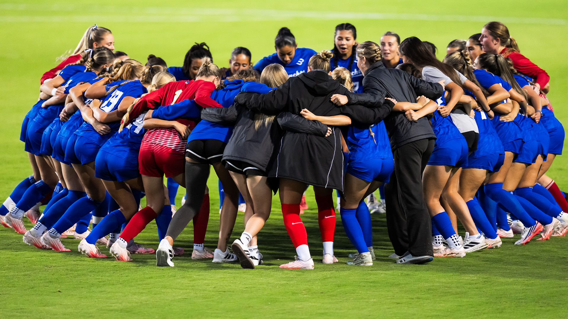 The 2026 UC Santa Barbara Women's Soccer team huddles prior to a match to get amped up.
