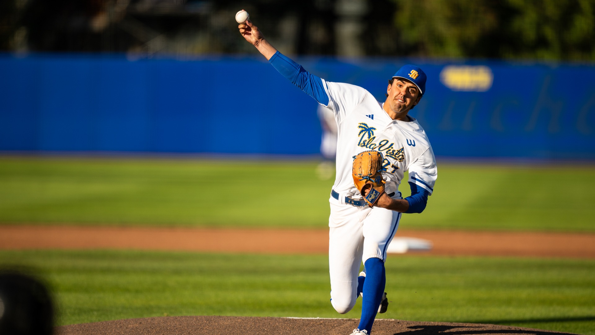 Josh Jannicelli delivering a pitch