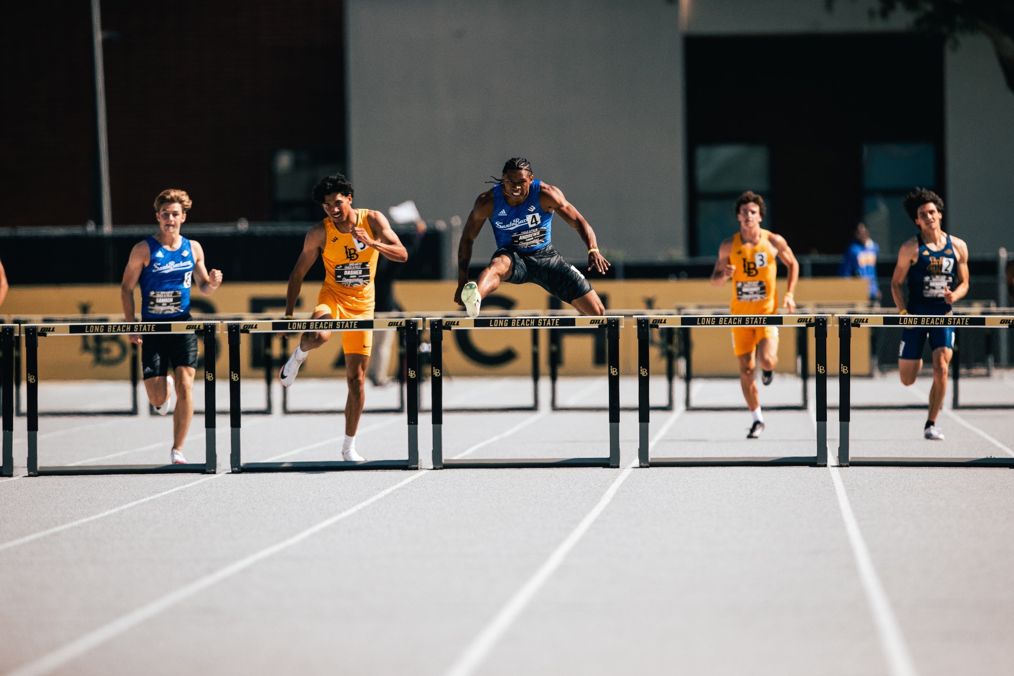 Finn Andrews hurdling at Big West Championships 