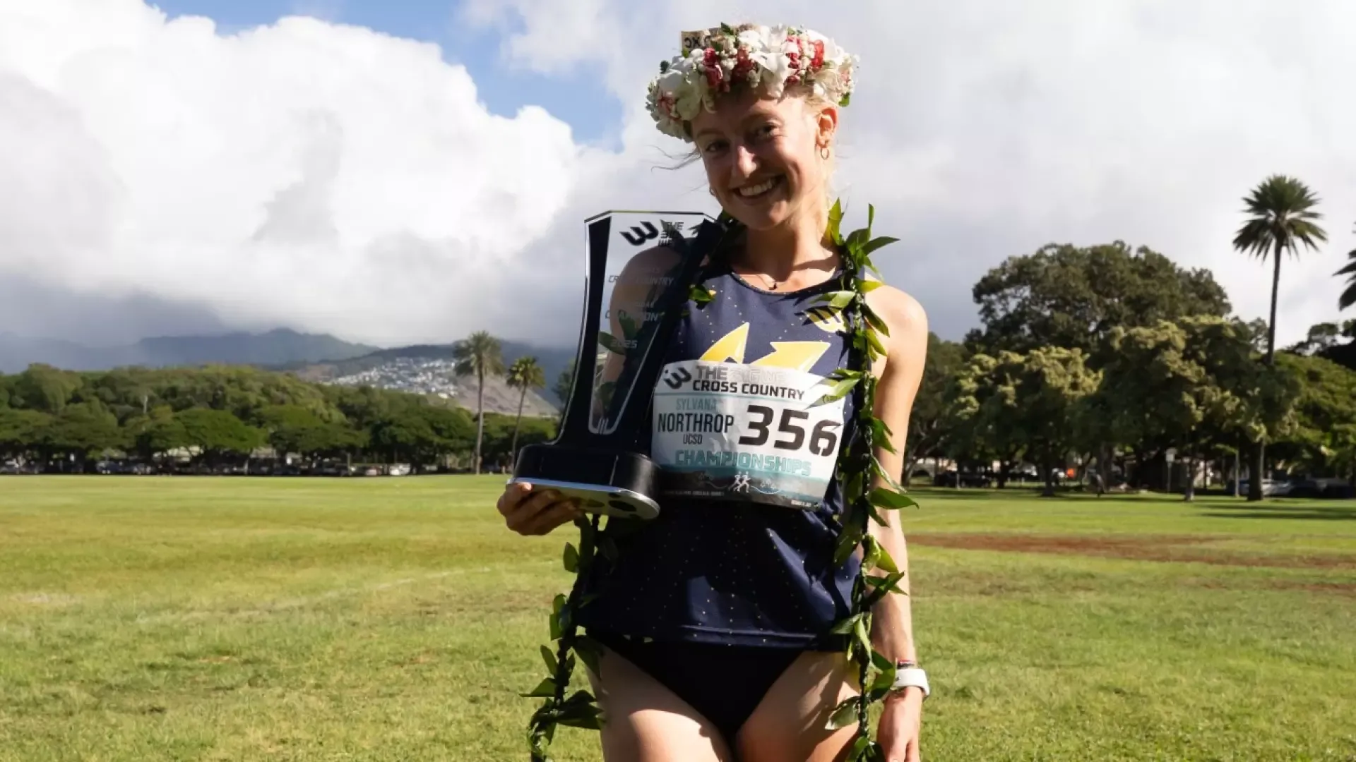 Sylvana Northrop with 2025 Big West Cross Country Championship trophy