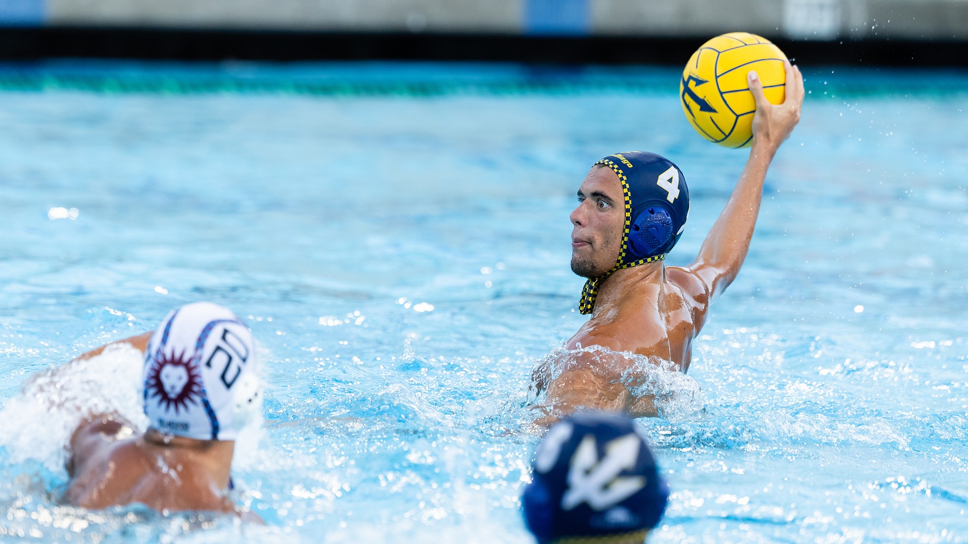 Christian Hammonds prepares to shoot against LMU
